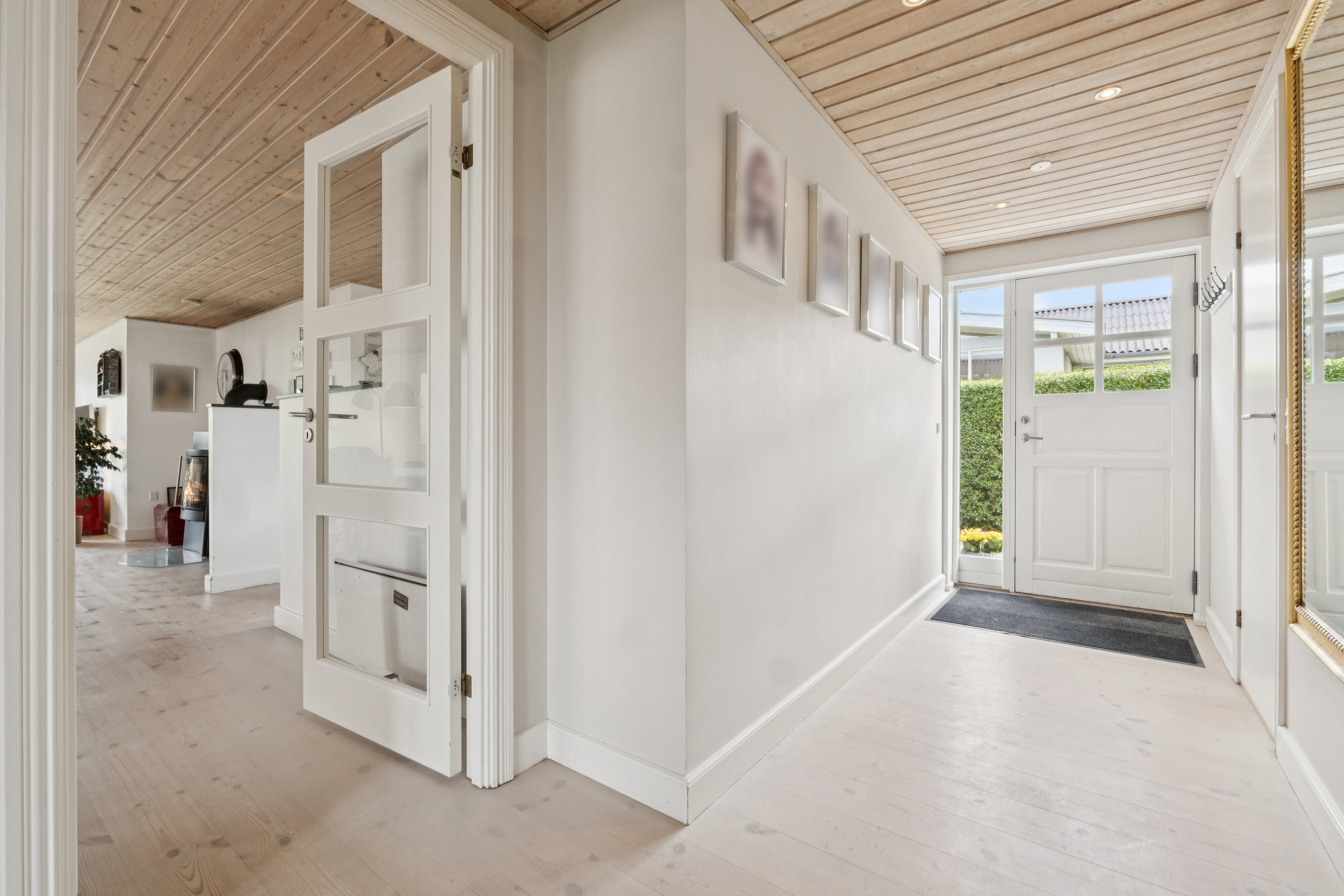 Fremhævet indendørs billede i fuldskærmstilstand. Billede af Rugvænget 16, 8653 Them