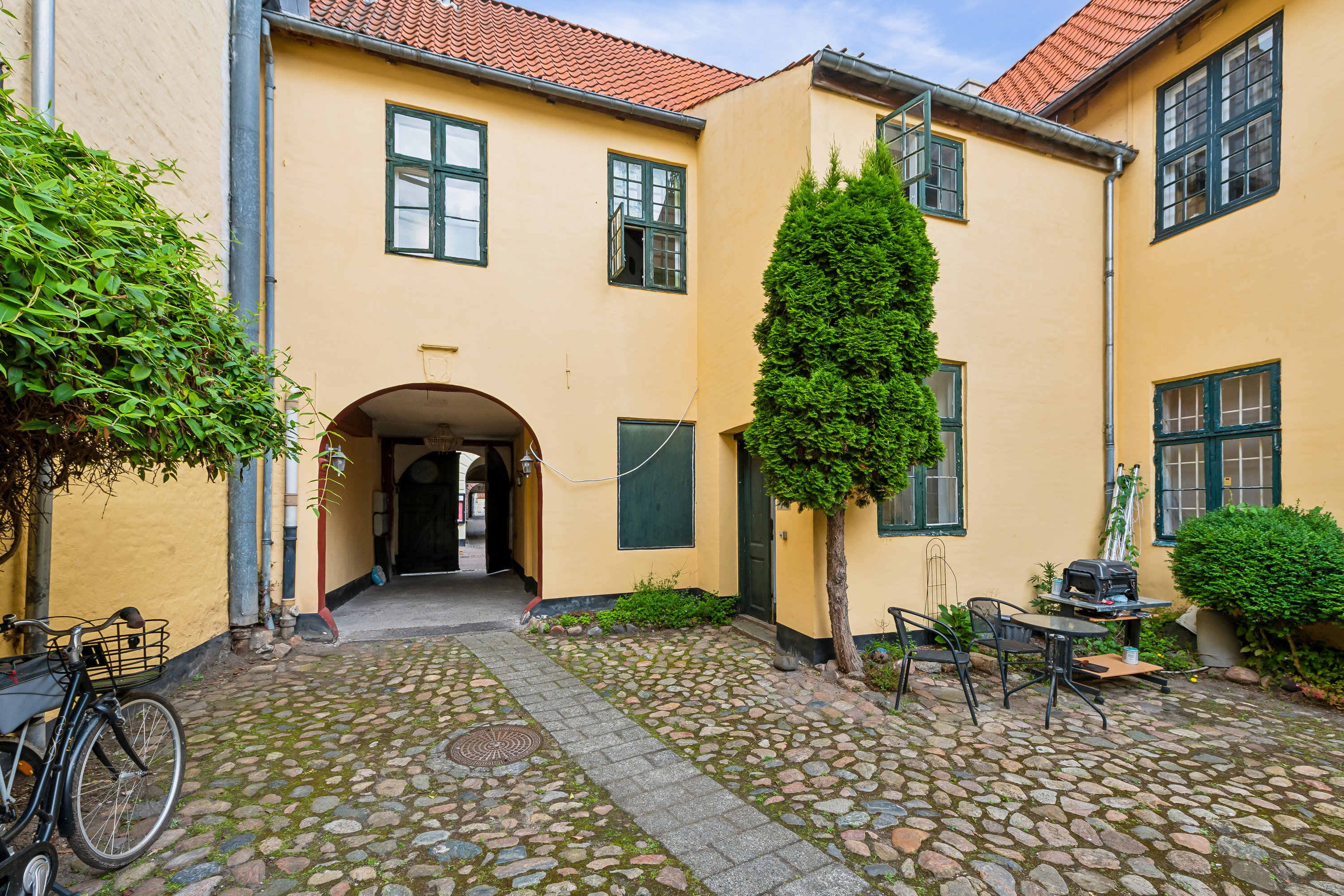 Fremhævet ejendommen billede i fuldskærmstilstand. Billede af Stengade 48D, 1., 3000 Helsingør