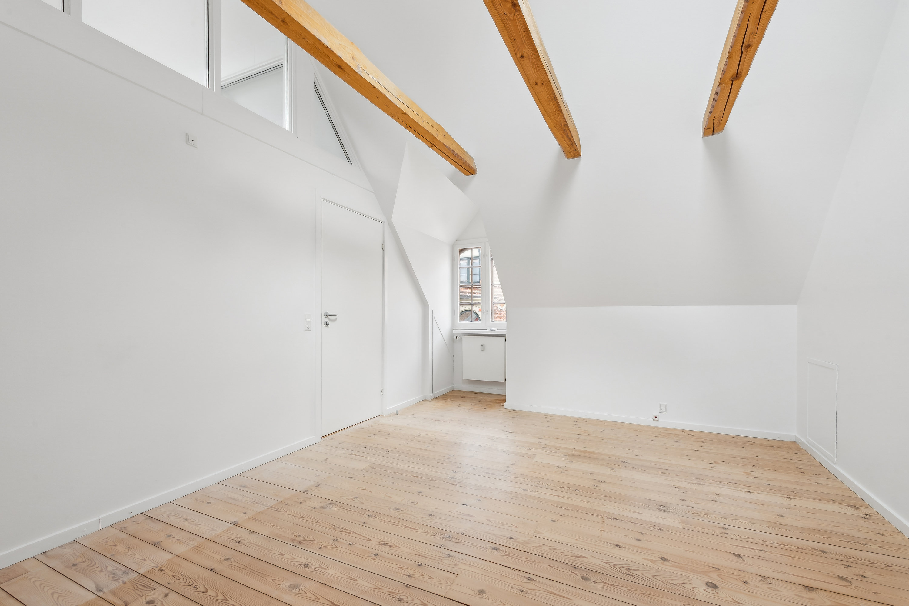 Fremhævet trappe billede i fuldskærmstilstand. Billede af Stengade 48D, 2., 3000 Helsingør