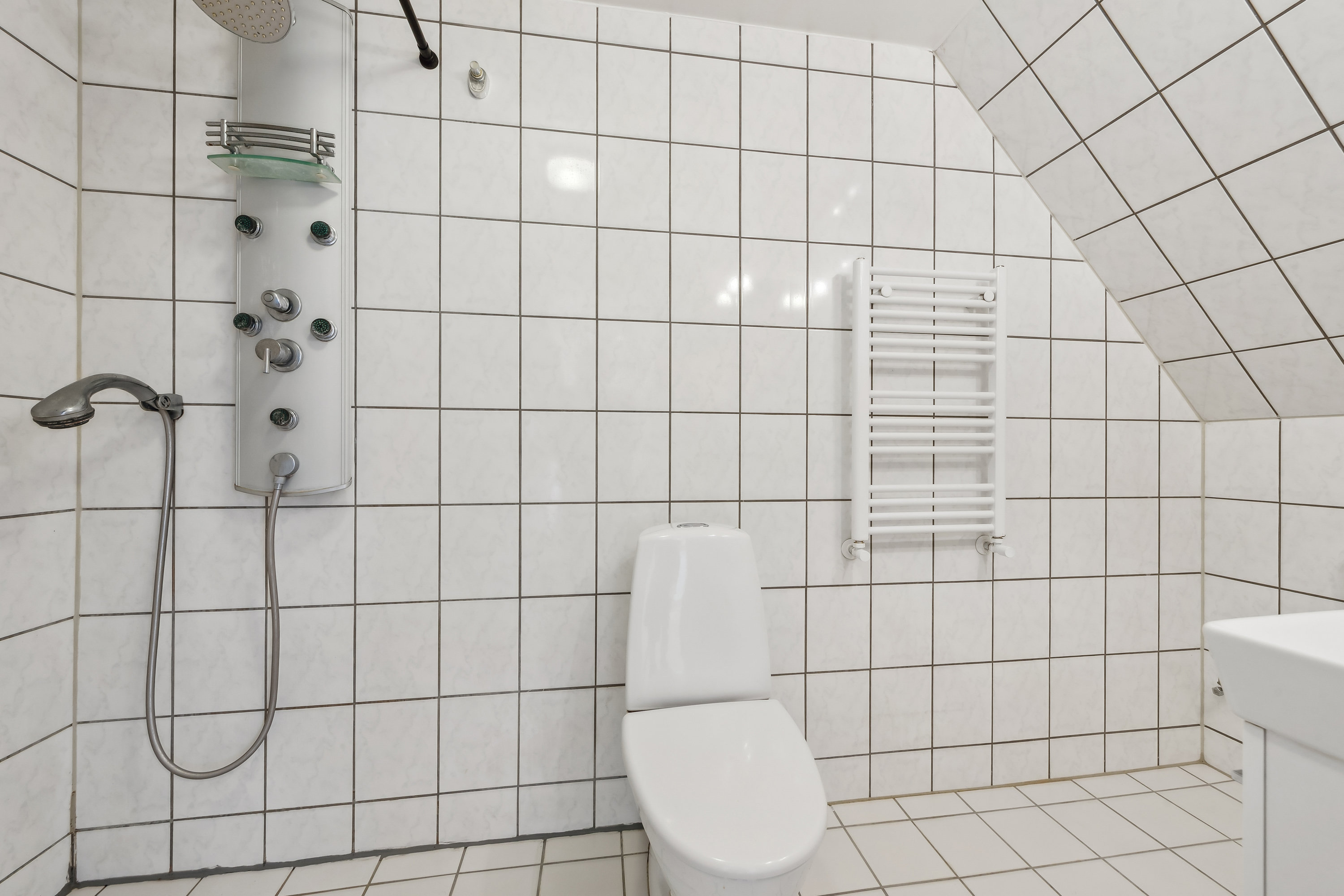 Fremhævet badeværelse billede i fuldskærmstilstand. Billede af Stengade 48D, 2., 3000 Helsingør