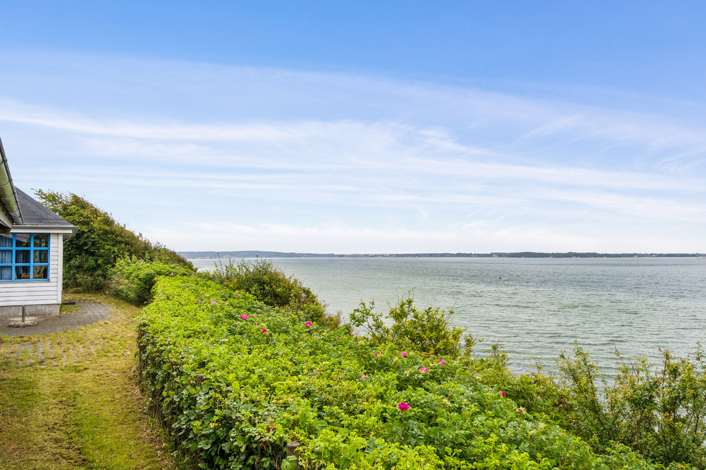 Fremhævet ejendom 1 billede i fuldskærmstilstand. Billede af Grynderup Strand 28, Grynderup, 7870 Roslev