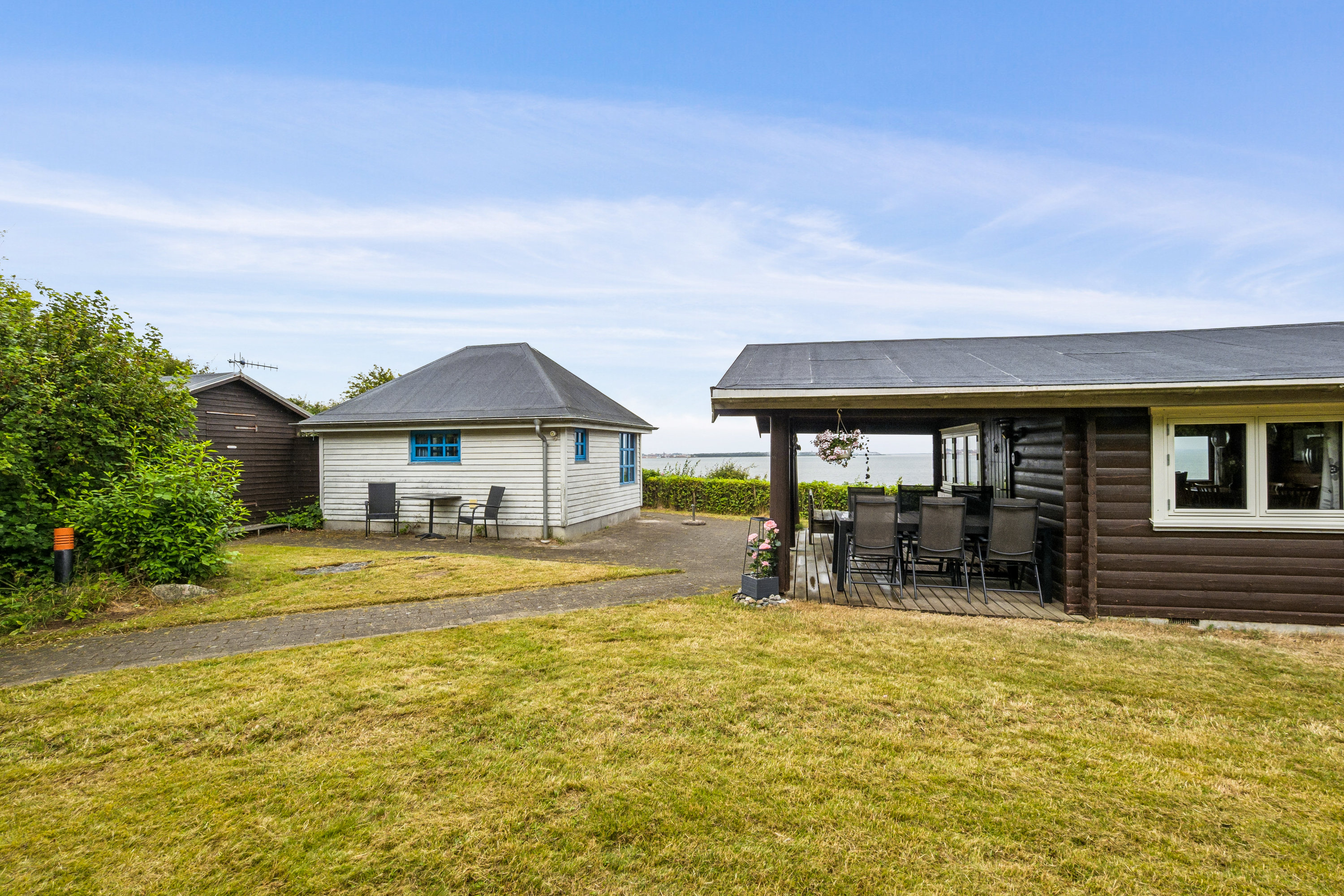 Fremhævet ejendom 1 billede i fuldskærmstilstand. Billede af Grynderup Strand 28, Grynderup, 7870 Roslev