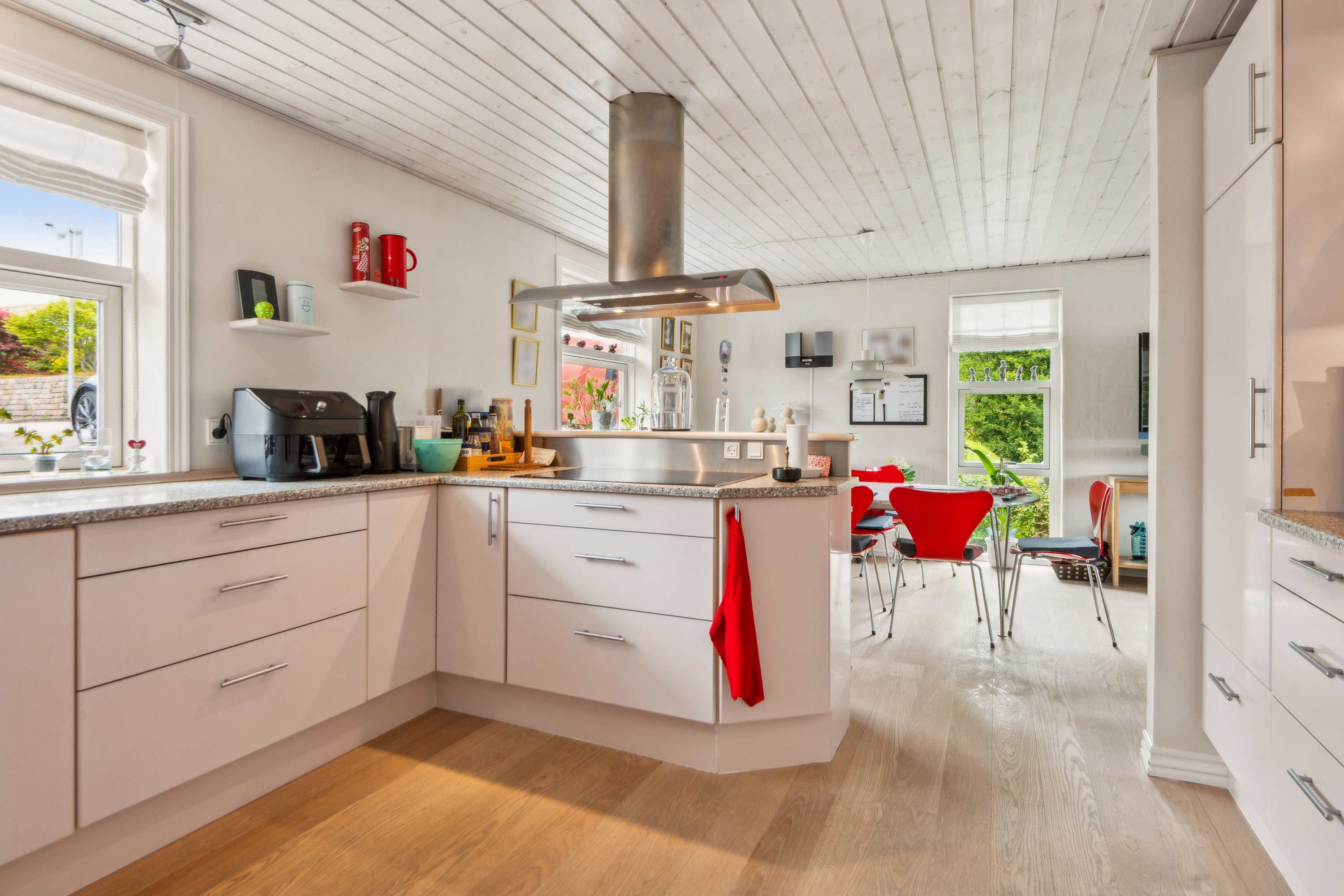 Fremhævet køkken billede i fuldskærmstilstand. Billede af Rafns Alle 12, 9530 Støvring