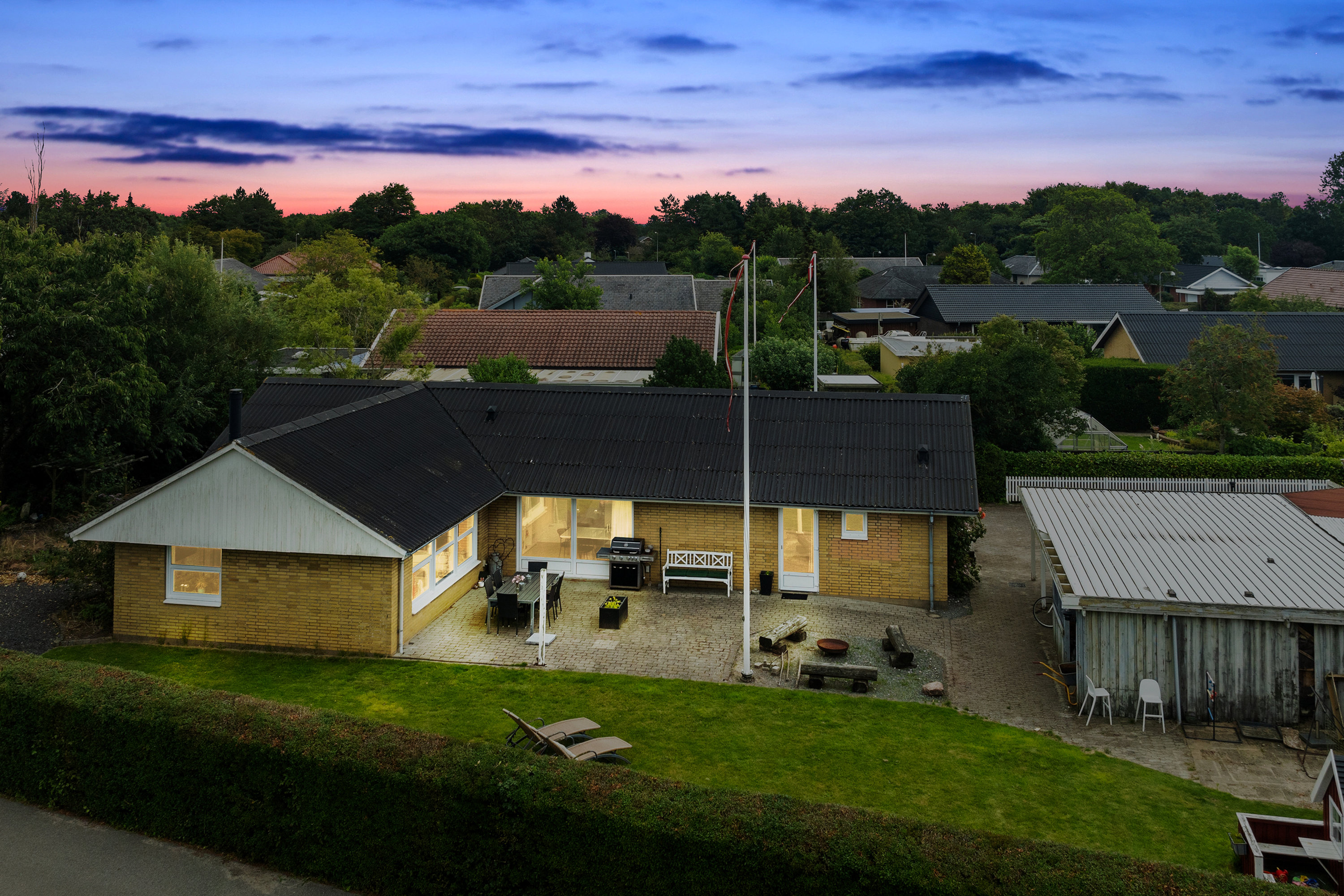 Fremhævet ejendommen billede i fuldskærmstilstand. Billede af Ternevænget 12, 6760 Ribe