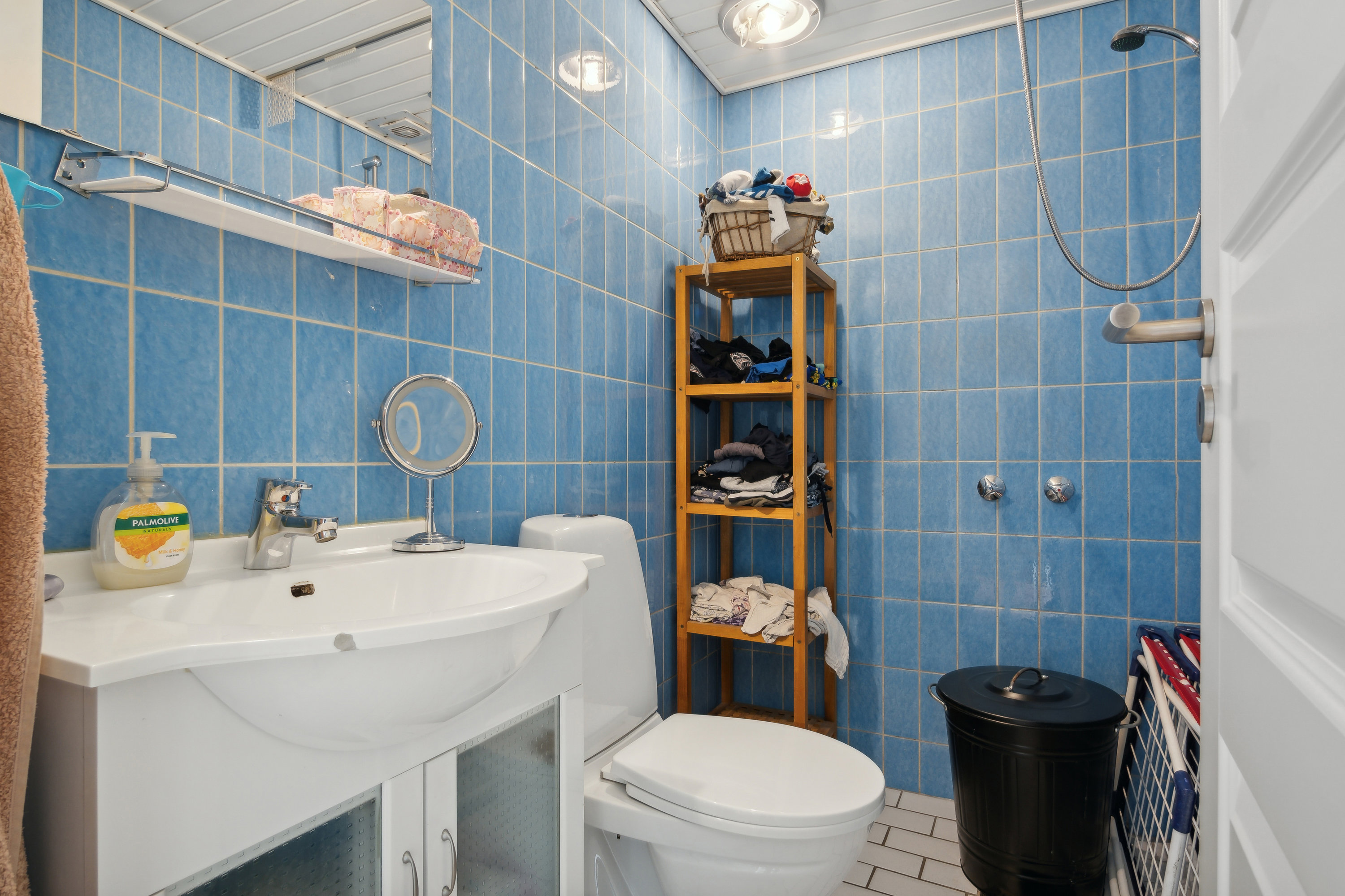 Fremhævet badeværelse billede i fuldskærmstilstand. Billede af Ternevænget 12, 6760 Ribe