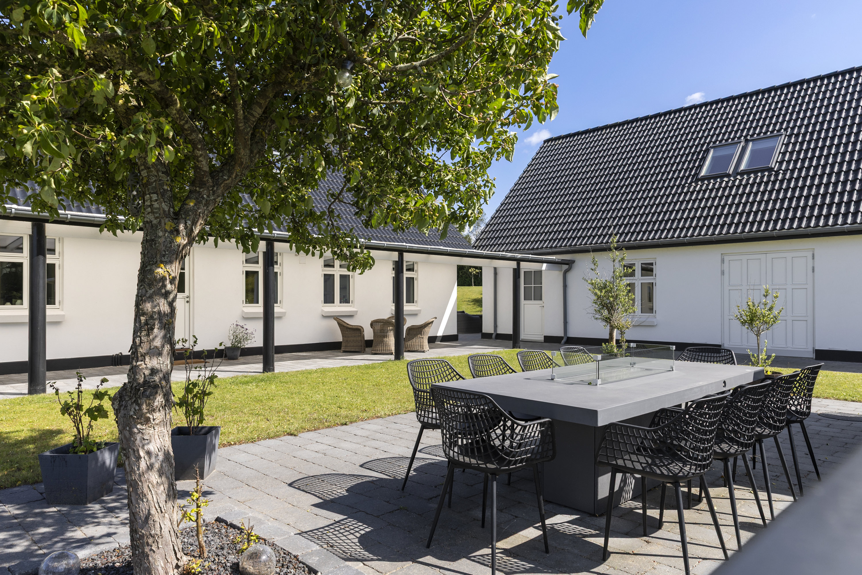 Fremhævet have billede i fuldskærmstilstand. Billede af Veddevej 3C, 4190 Munke Bjergby