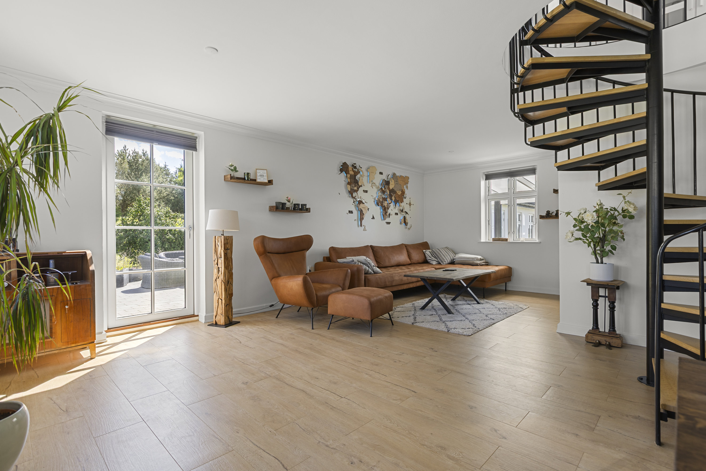 Fremhævet stue billede i fuldskærmstilstand. Billede af Veddevej 3C, 4190 Munke Bjergby