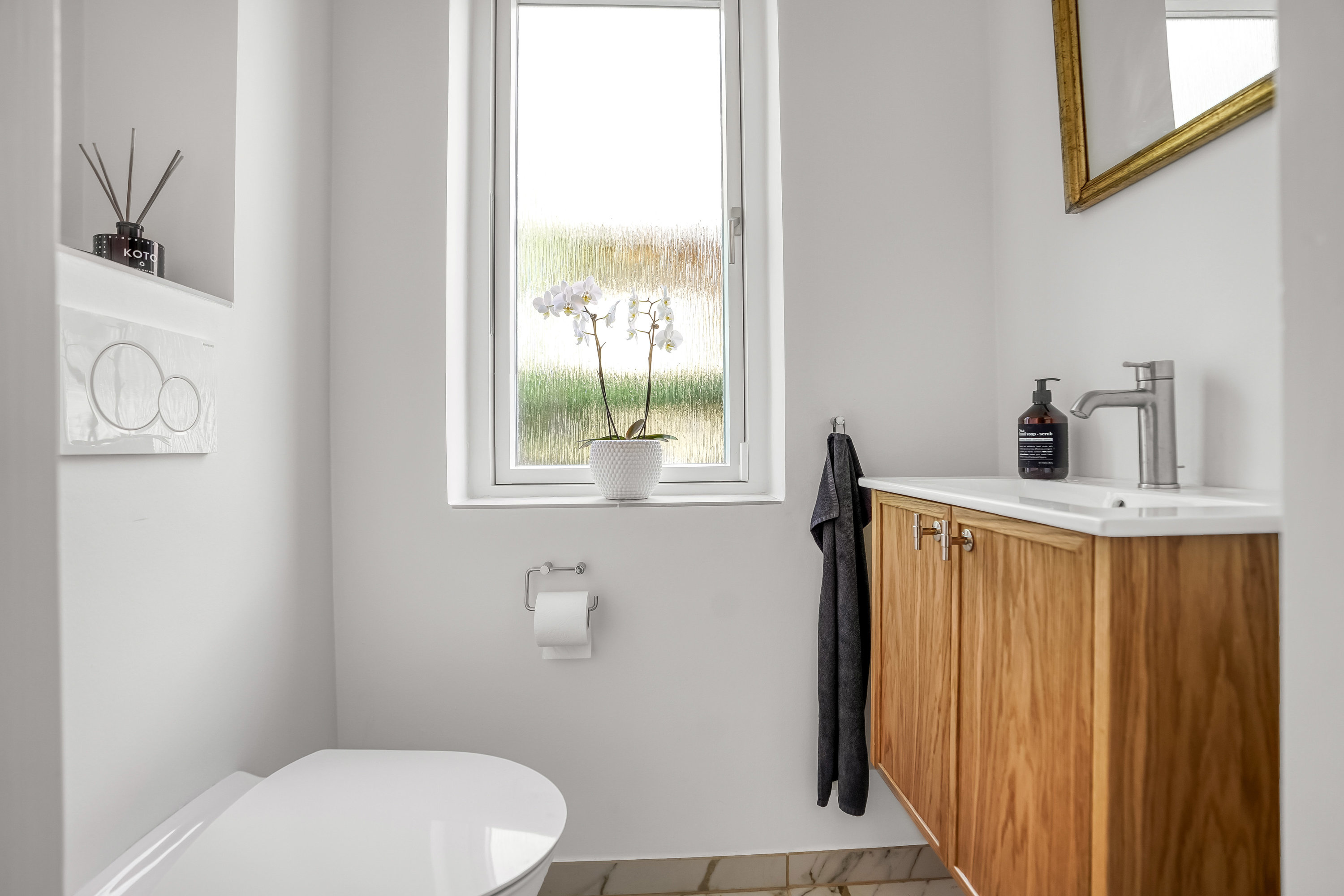 Fremhævet toilet billede i fuldskærmstilstand. Billede af Chr. Winthers Vej 18, 5230 Odense M