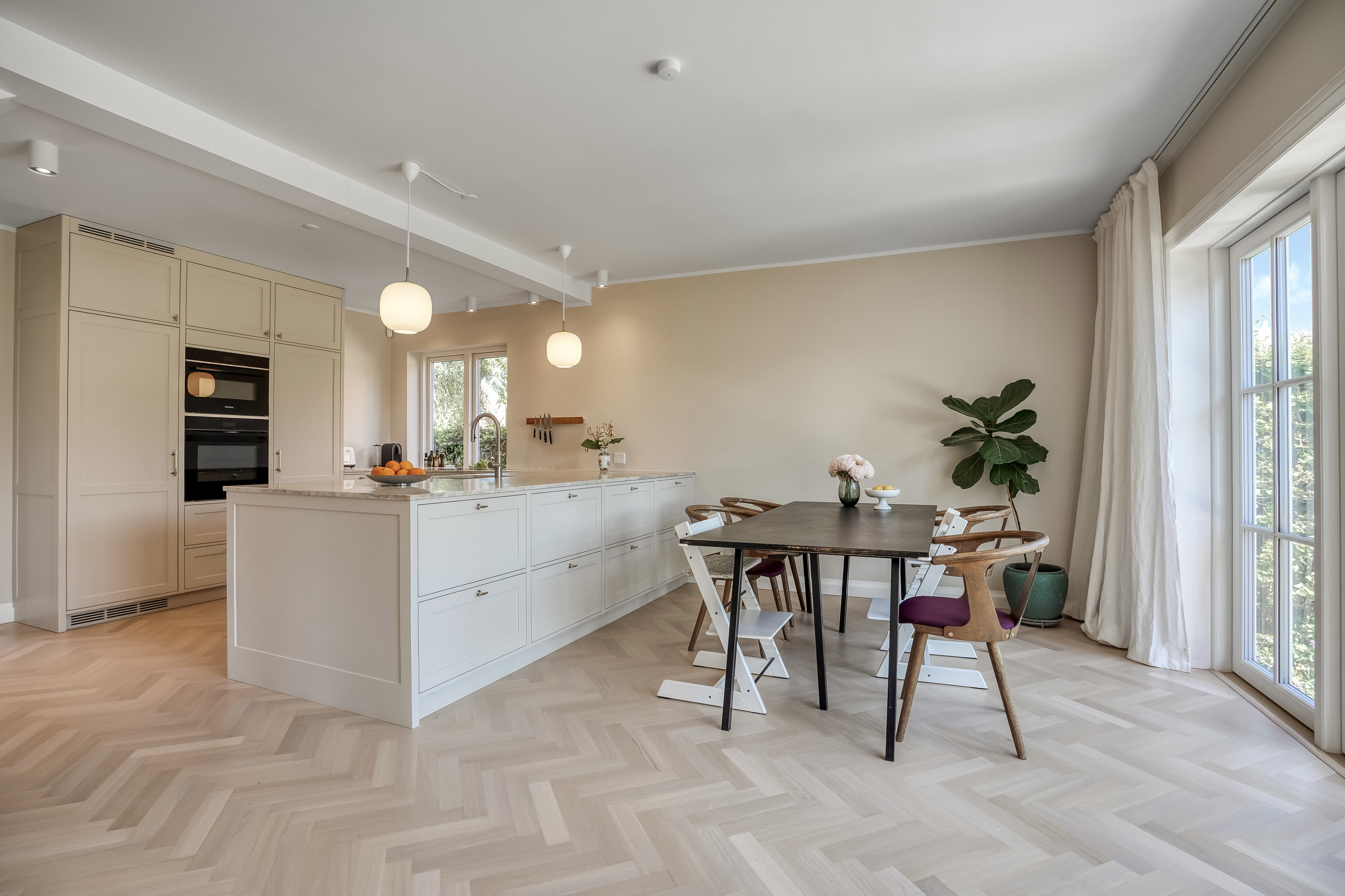 Fremhævet køkken billede i fuldskærmstilstand. Billede af Chr. Winthers Vej 18, 5230 Odense M