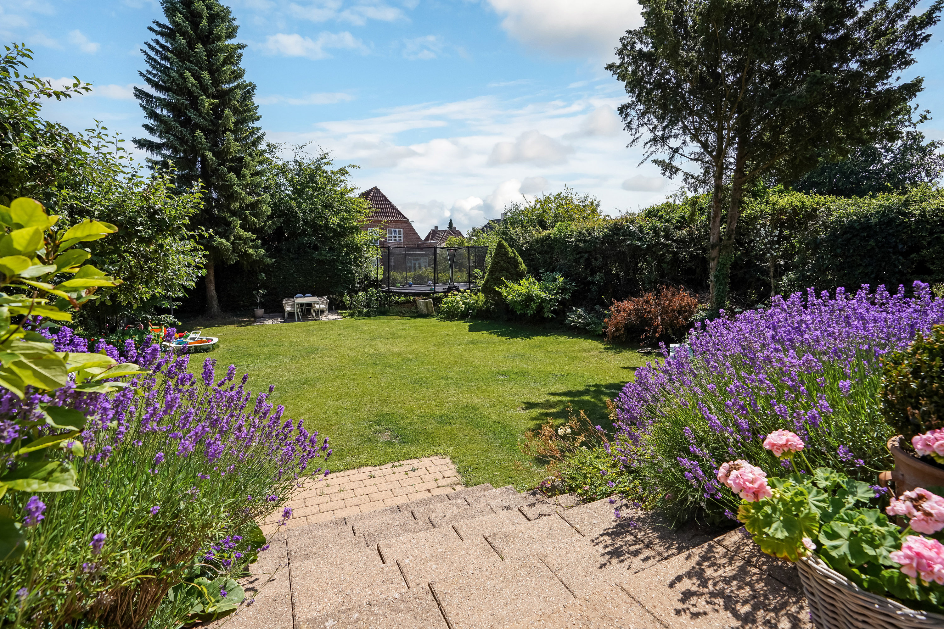 Fremhævet have billede i fuldskærmstilstand. Billede af Chr. Winthers Vej 18, 5230 Odense M