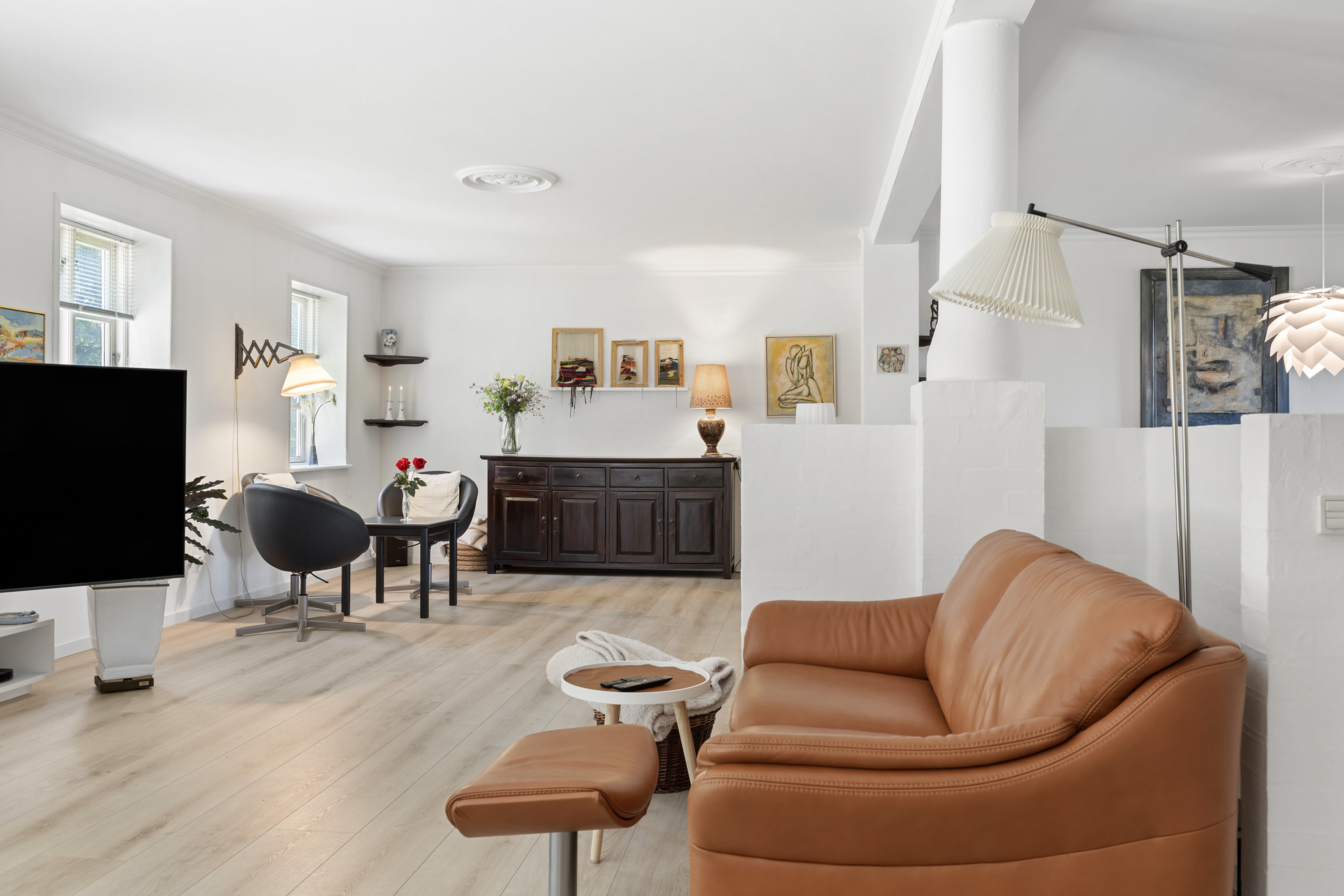 Fremhævet stue billede i fuldskærmstilstand. Billede af Golfvejen 62, 9700 Brønderslev