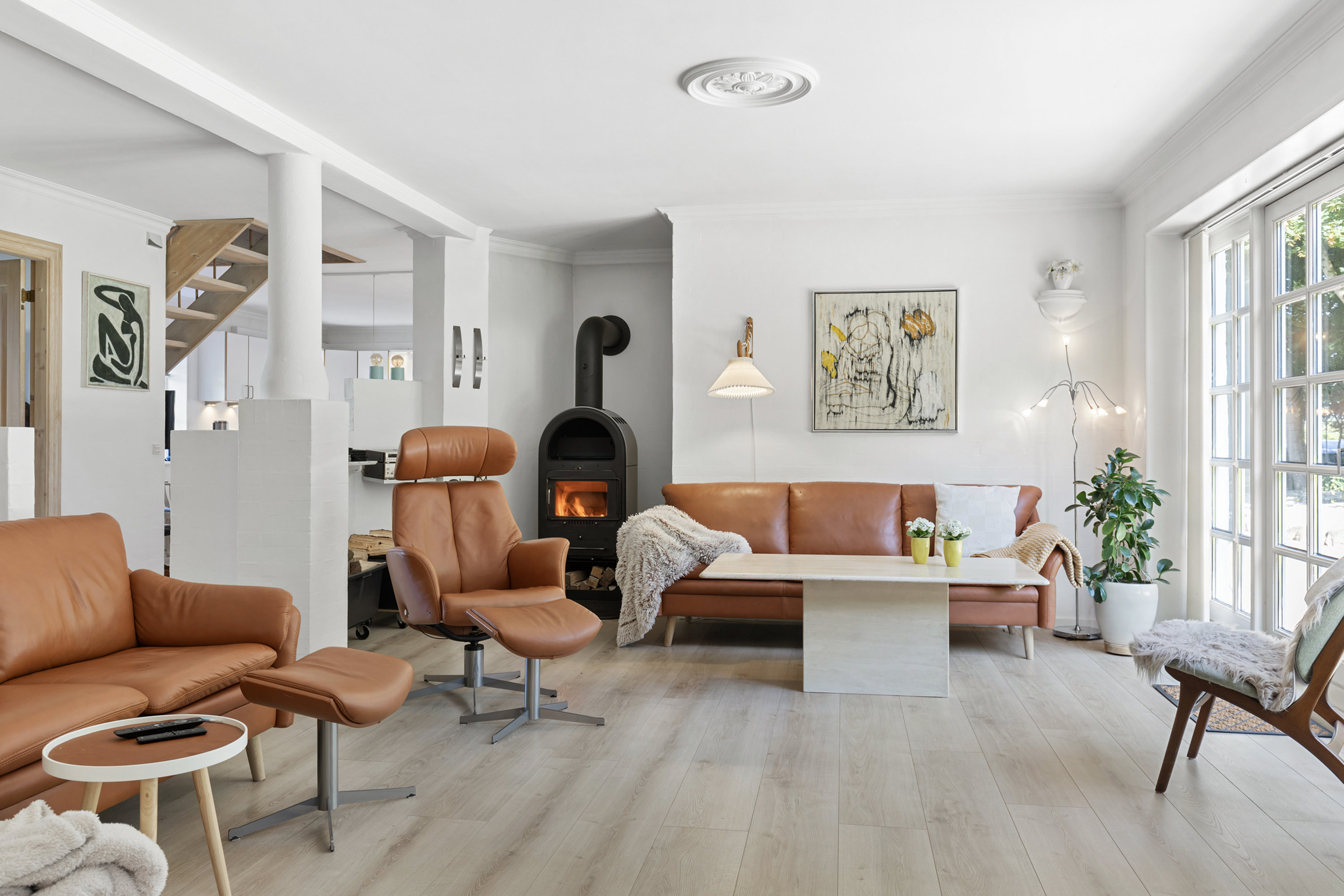 Fremhævet stue billede i fuldskærmstilstand. Billede af Golfvejen 62, 9700 Brønderslev