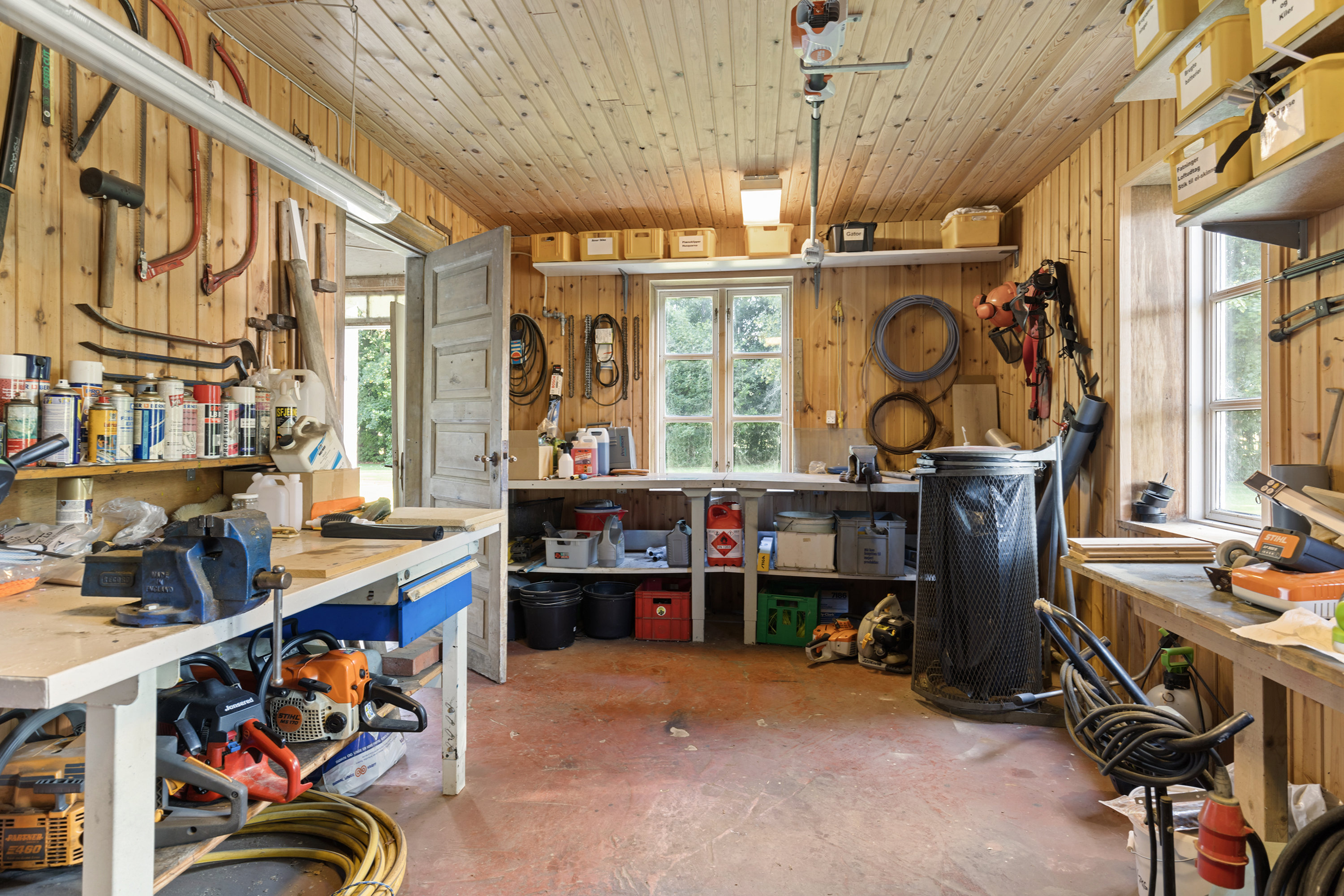 Fremhævet værksted billede i fuldskærmstilstand. Billede af Golfvejen 62, 9700 Brønderslev