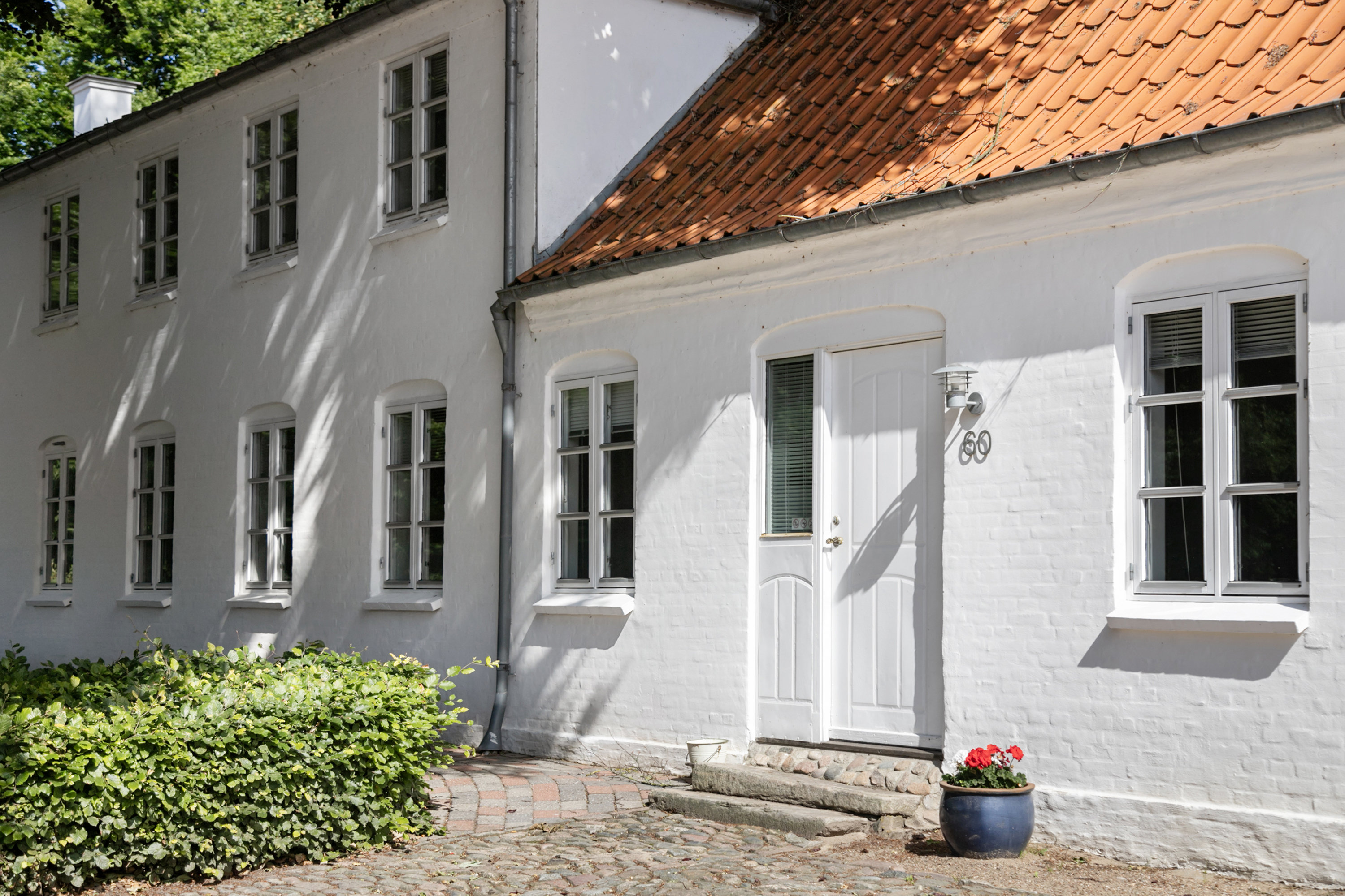 Fremhævet facade billede i fuldskærmstilstand. Billede af Golfvejen 62, 9700 Brønderslev