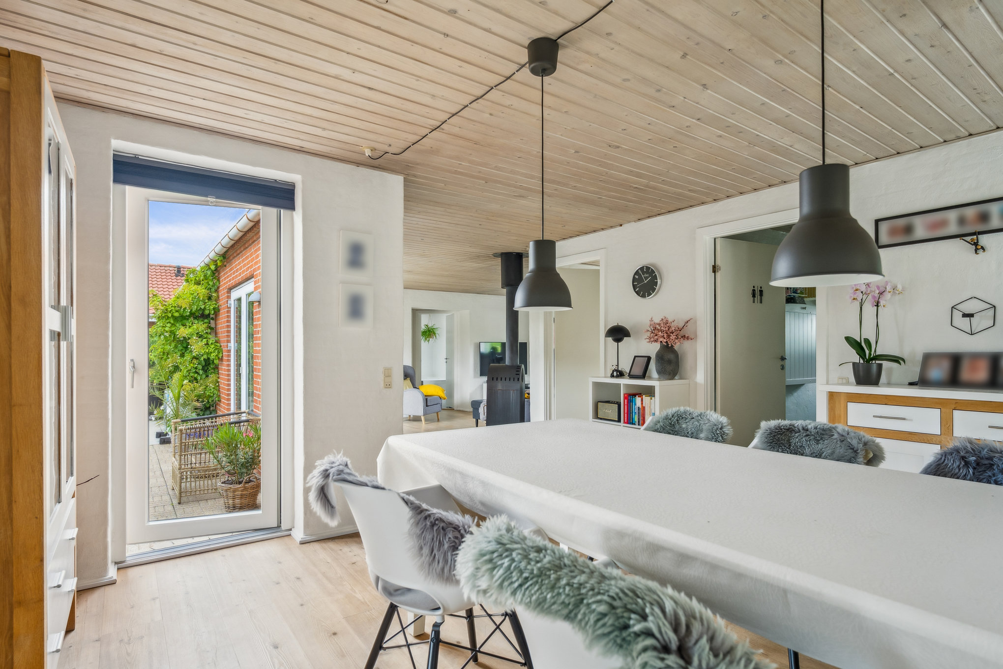 Fremhævet stue billede i fuldskærmstilstand. Billede af Niels Bohrs Vej 5, 8920 Randers NV