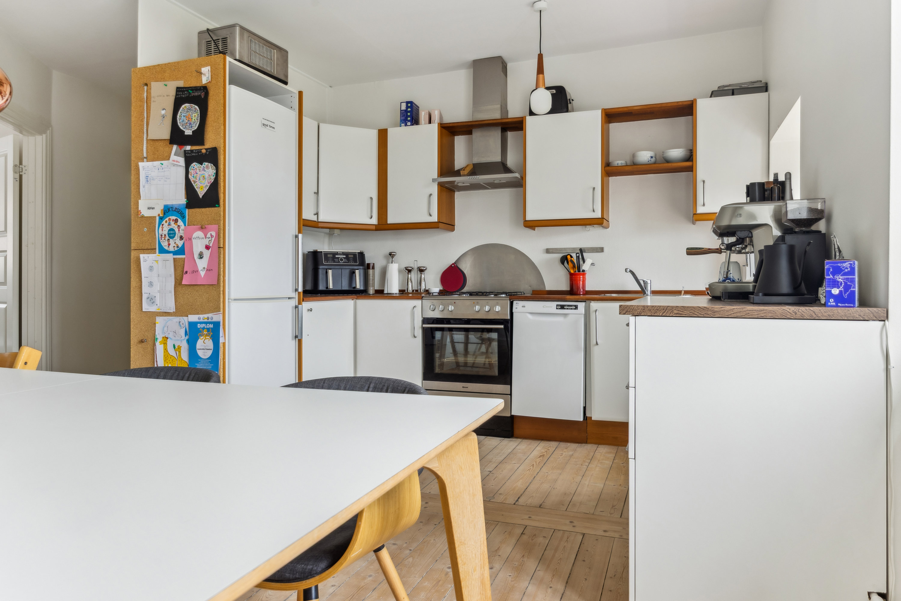 Fremhævet køkken billede i fuldskærmstilstand. Billede af Galstersgade 15, 9400 Nørresundby