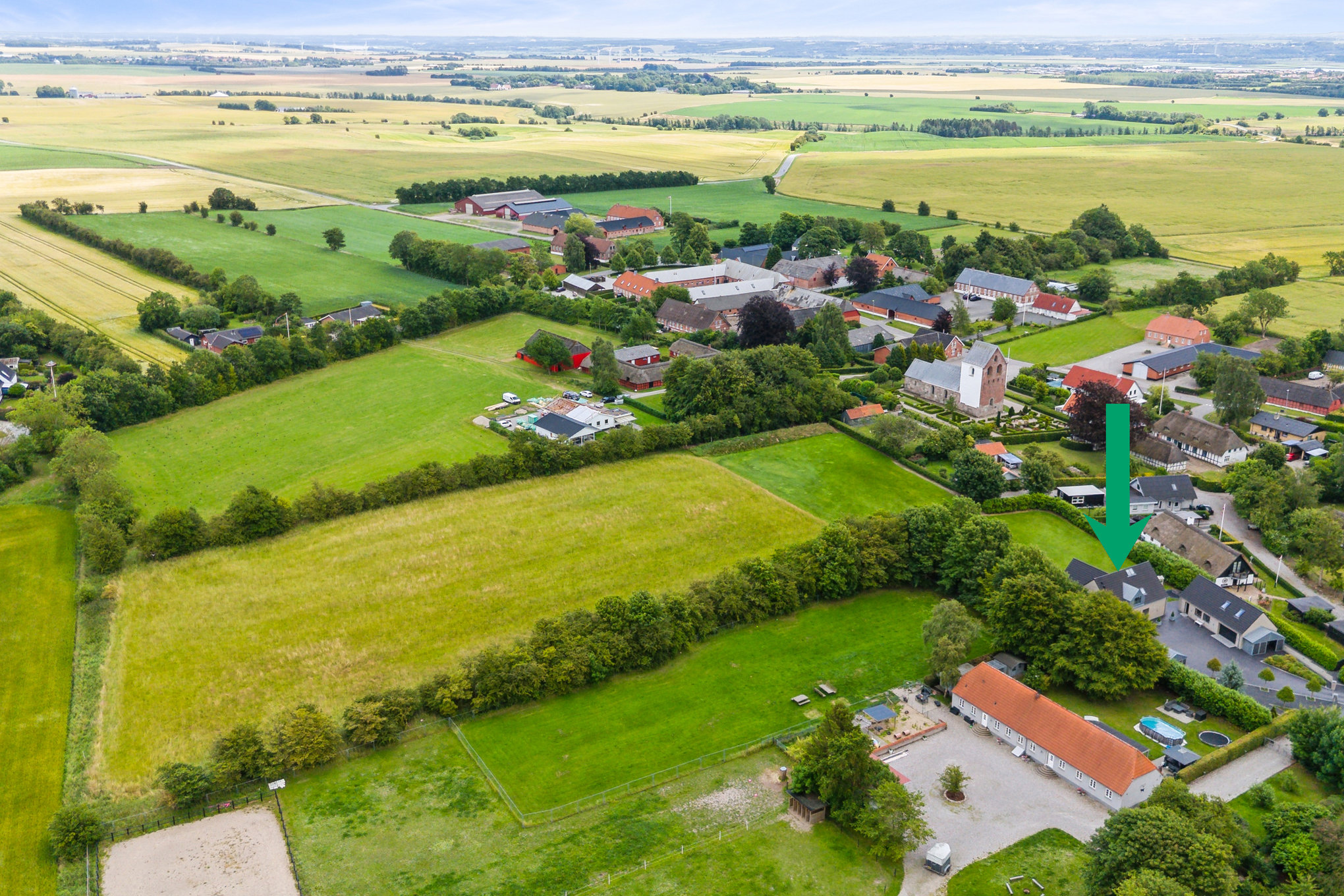 Fremhævet luftfoto billede i fuldskærmstilstand. Billede af Tjørnelundsvej 18, Lem, 8930 Randers NØ