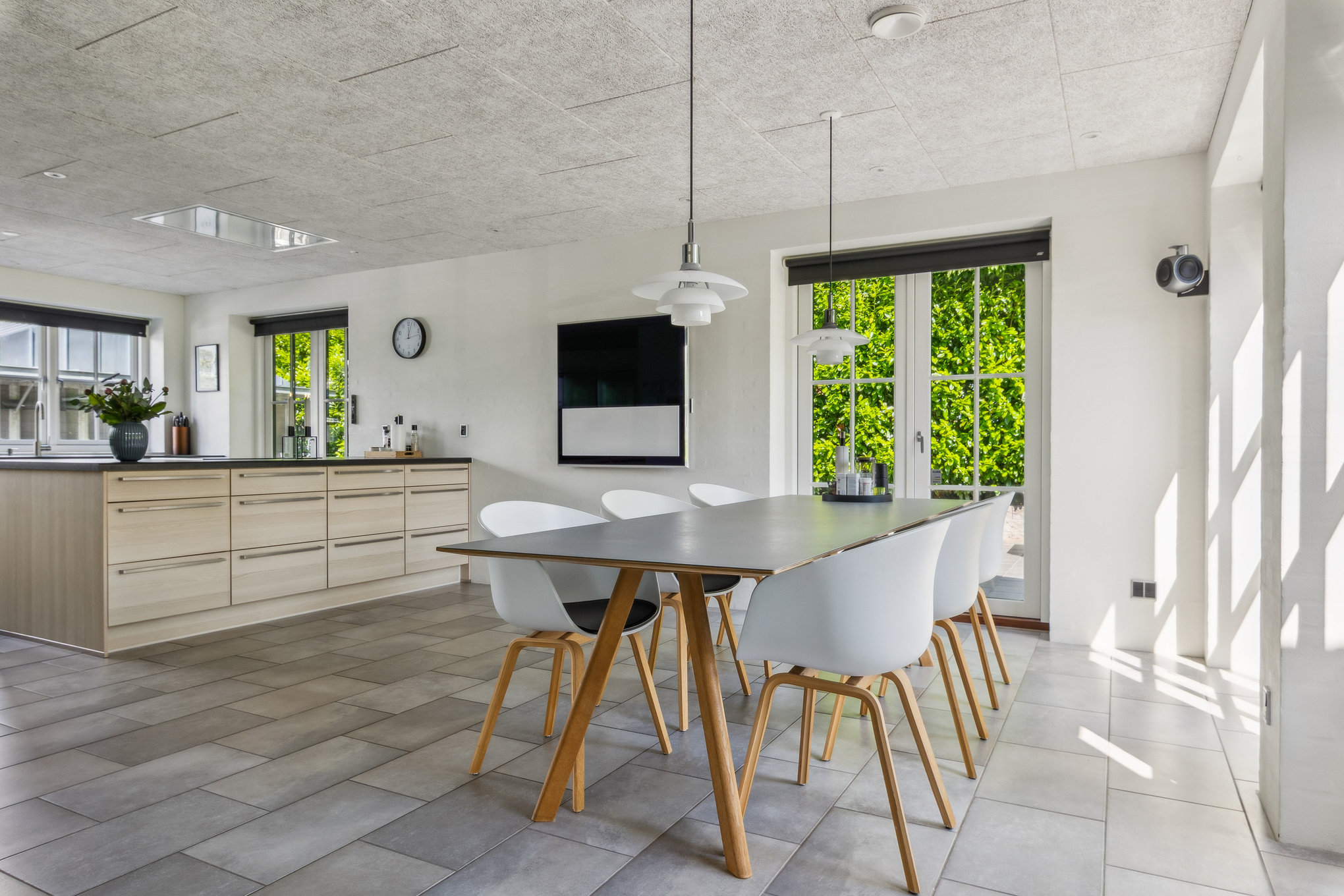 Fremhævet stue billede i fuldskærmstilstand. Billede af Tjørnelundsvej 18, Lem, 8930 Randers NØ