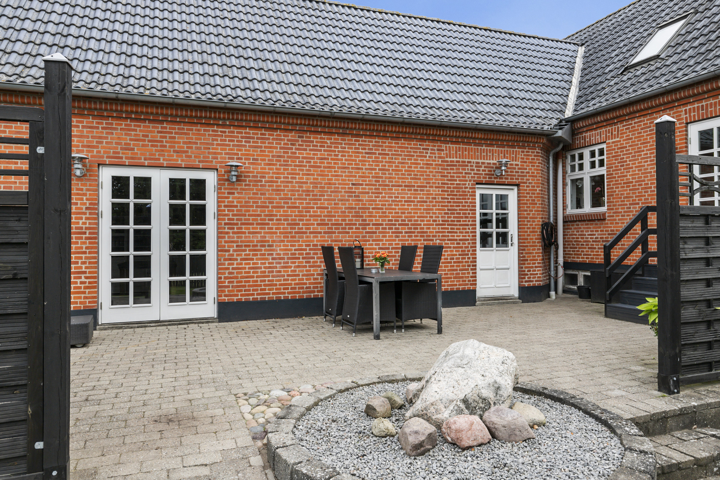 Fremhævet terrasse billede i fuldskærmstilstand. Billede af Kirkevangen 71, Østerbølle, 9620 Aalestrup