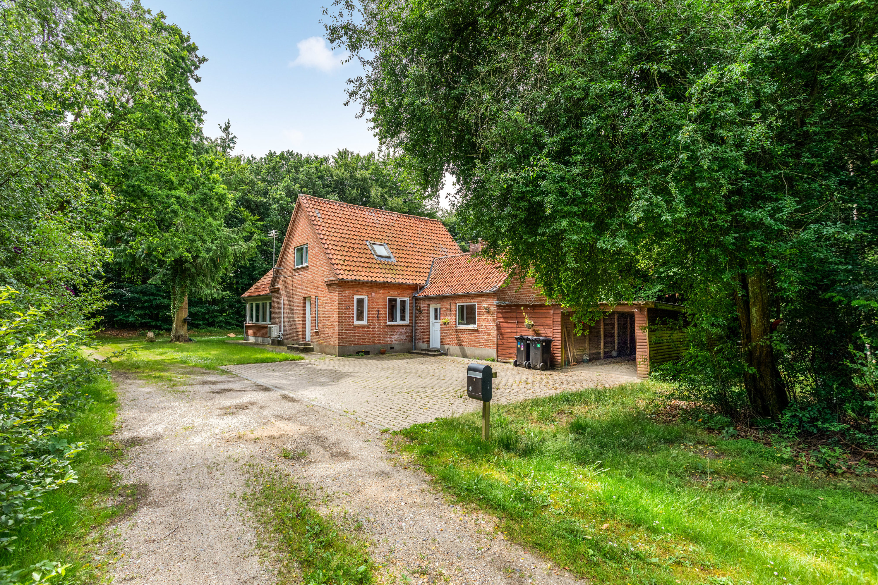 Fremhævet facade billede i fuldskærmstilstand. Billede af Nørholmvej 7, Hoven, 6880 Tarm