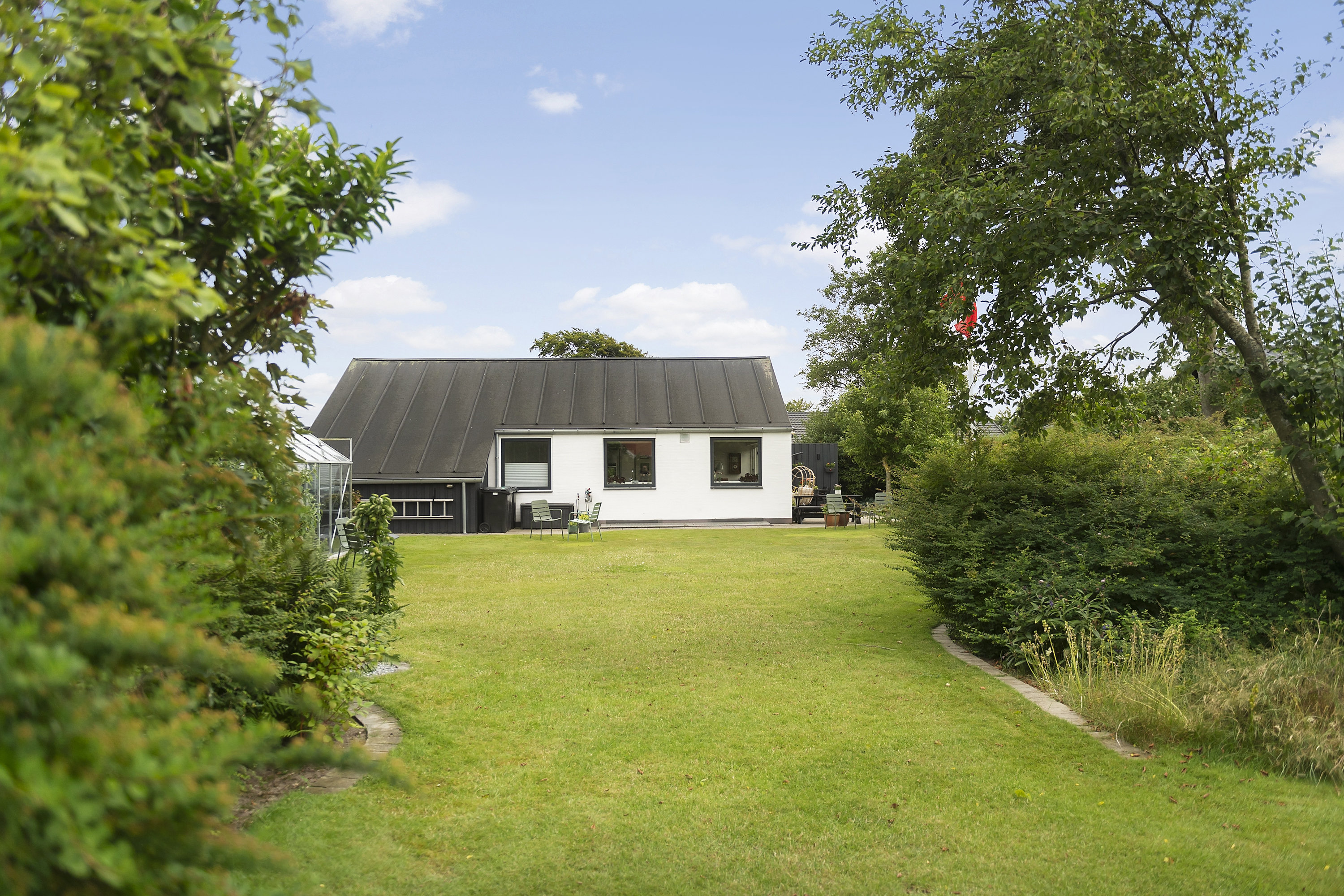 Fremhævet ejendommen billede i fuldskærmstilstand. Billede af Mimers Alle 32, 6705 Esbjerg Ø