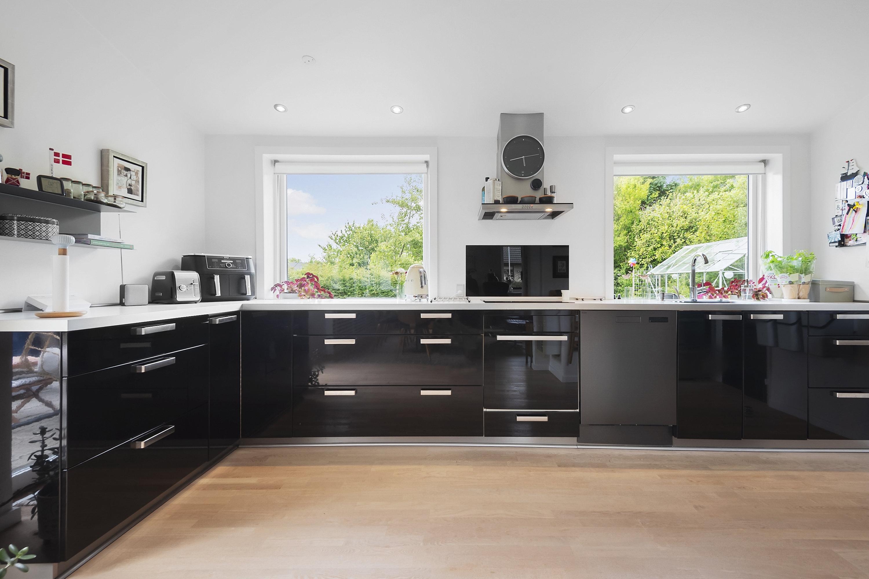 Fremhævet køkken billede i fuldskærmstilstand. Billede af Mimers Alle 32, 6705 Esbjerg Ø