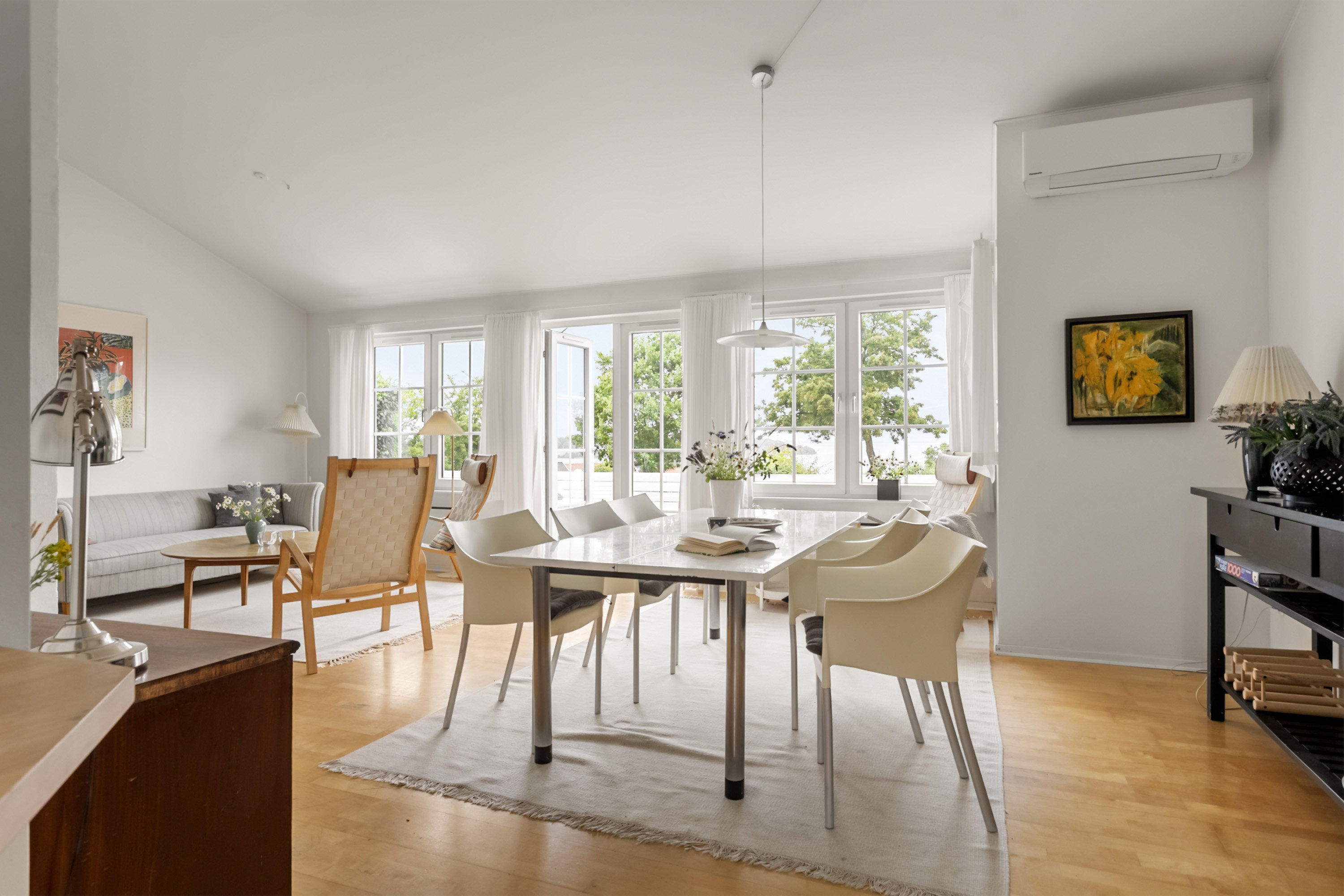 Fremhævet spisestue billede i fuldskærmstilstand. Billede af Frederikshøjvænget 2, Løjt Nørresk, 6200 Aabenraa