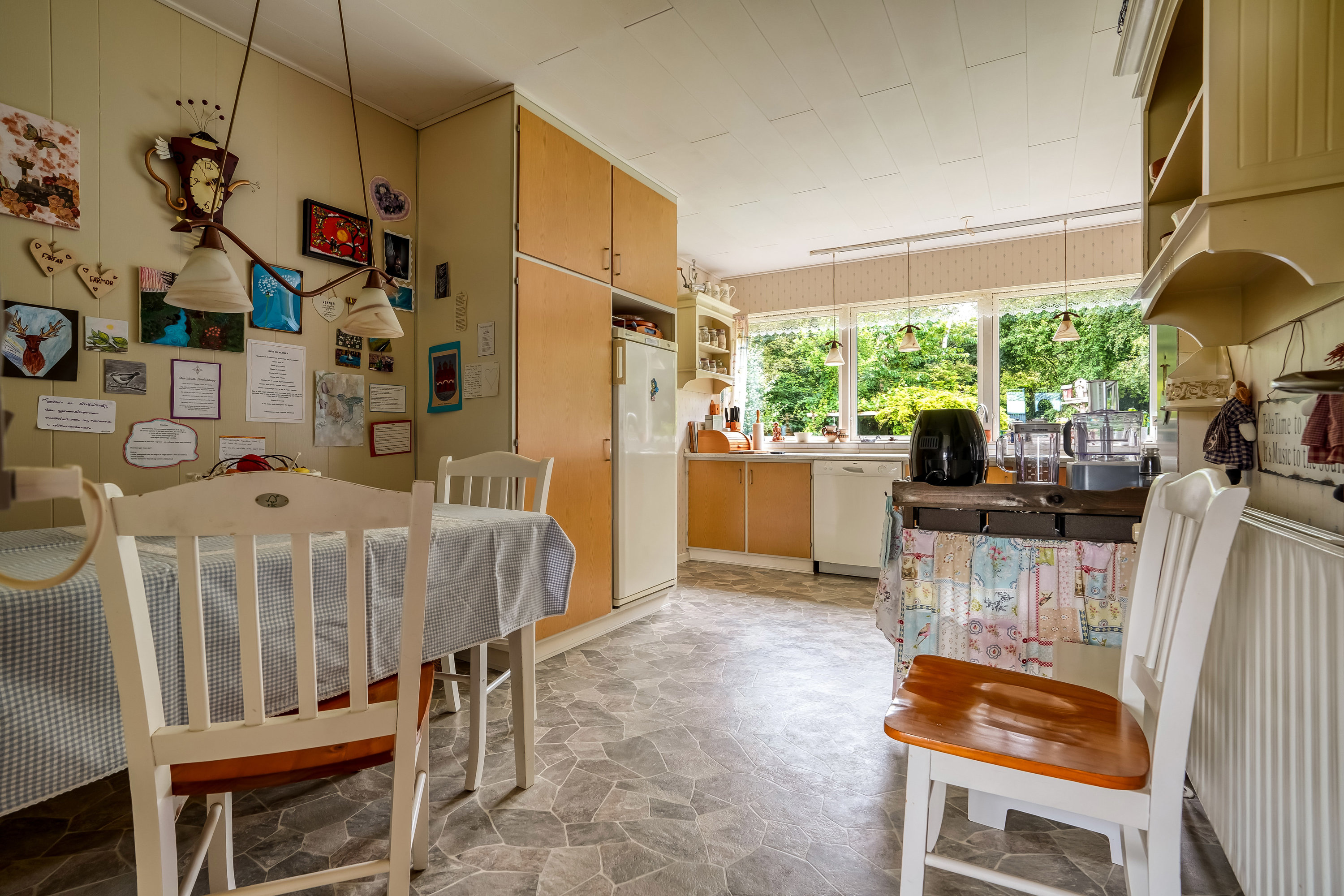 Fremhævet stue billede i fuldskærmstilstand. Billede af Søtoften 11, 8740 Brædstrup