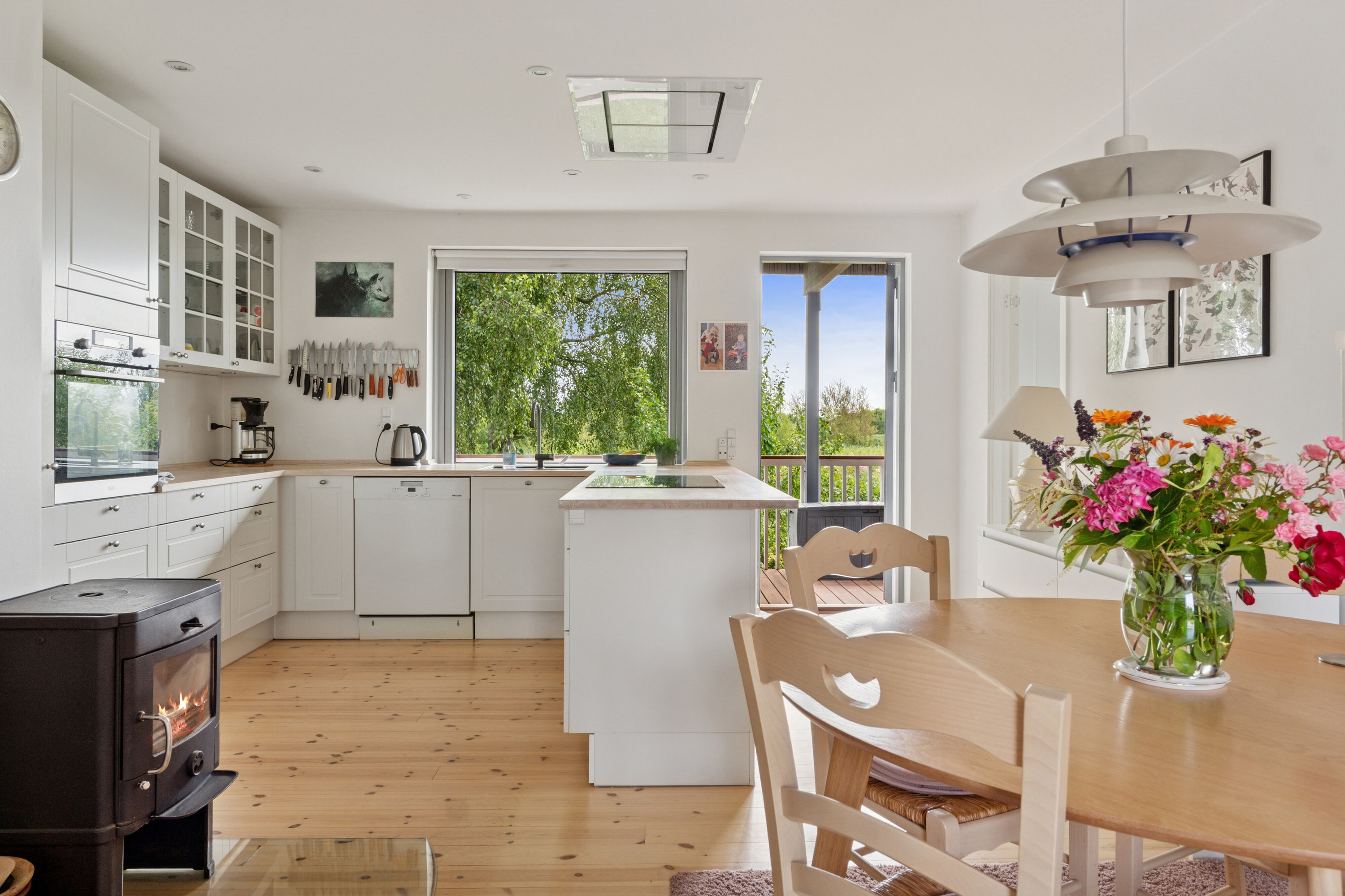 Miniaturebillede 1: køkken alrum. Billede af Halsebyvej 45, Svenstrup, 4220 Korsør