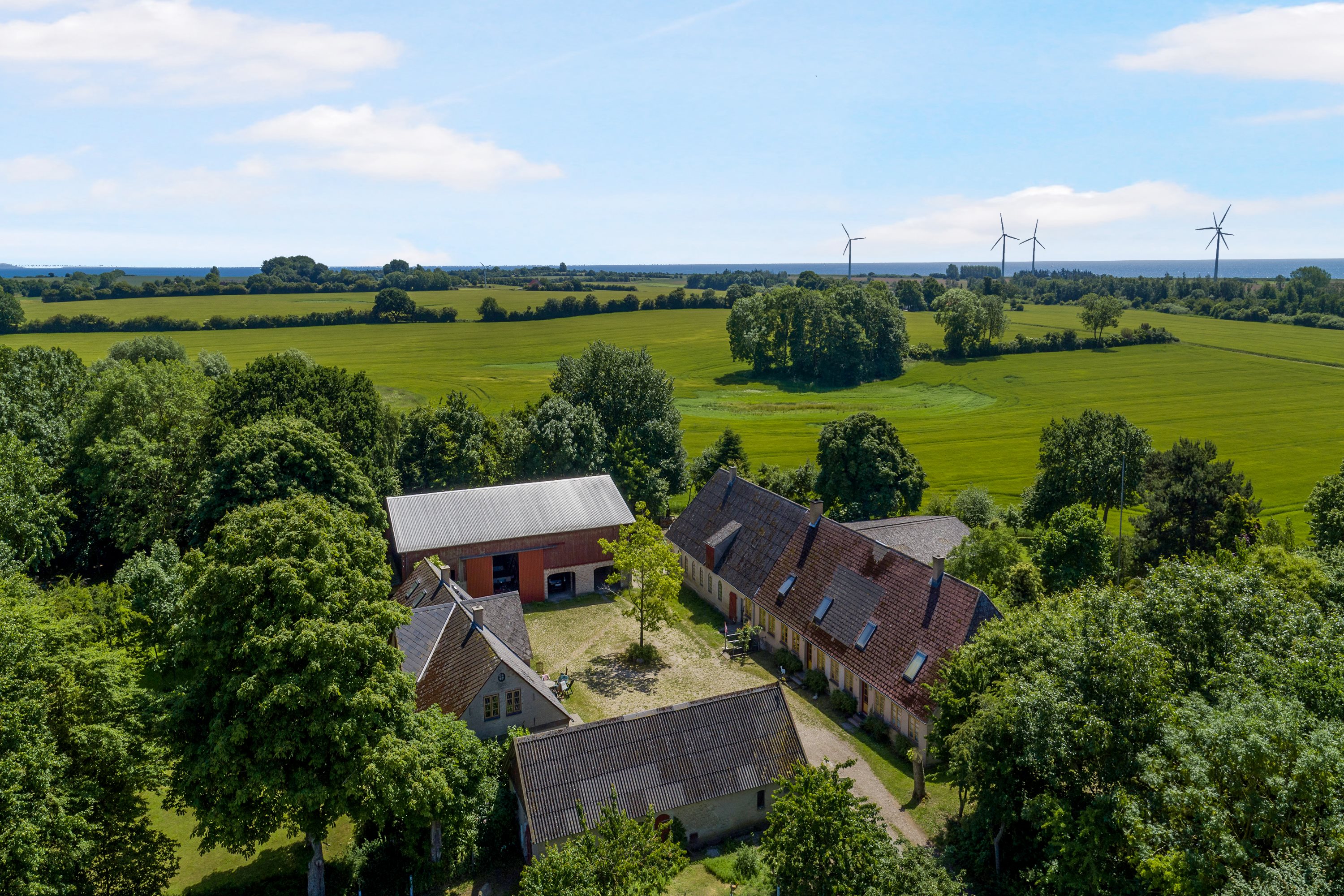 Fremhævet luftfoto billede i fuldskærmstilstand. Billede af Søen 1 & 3, Lysabildskov, 6470 Sydals