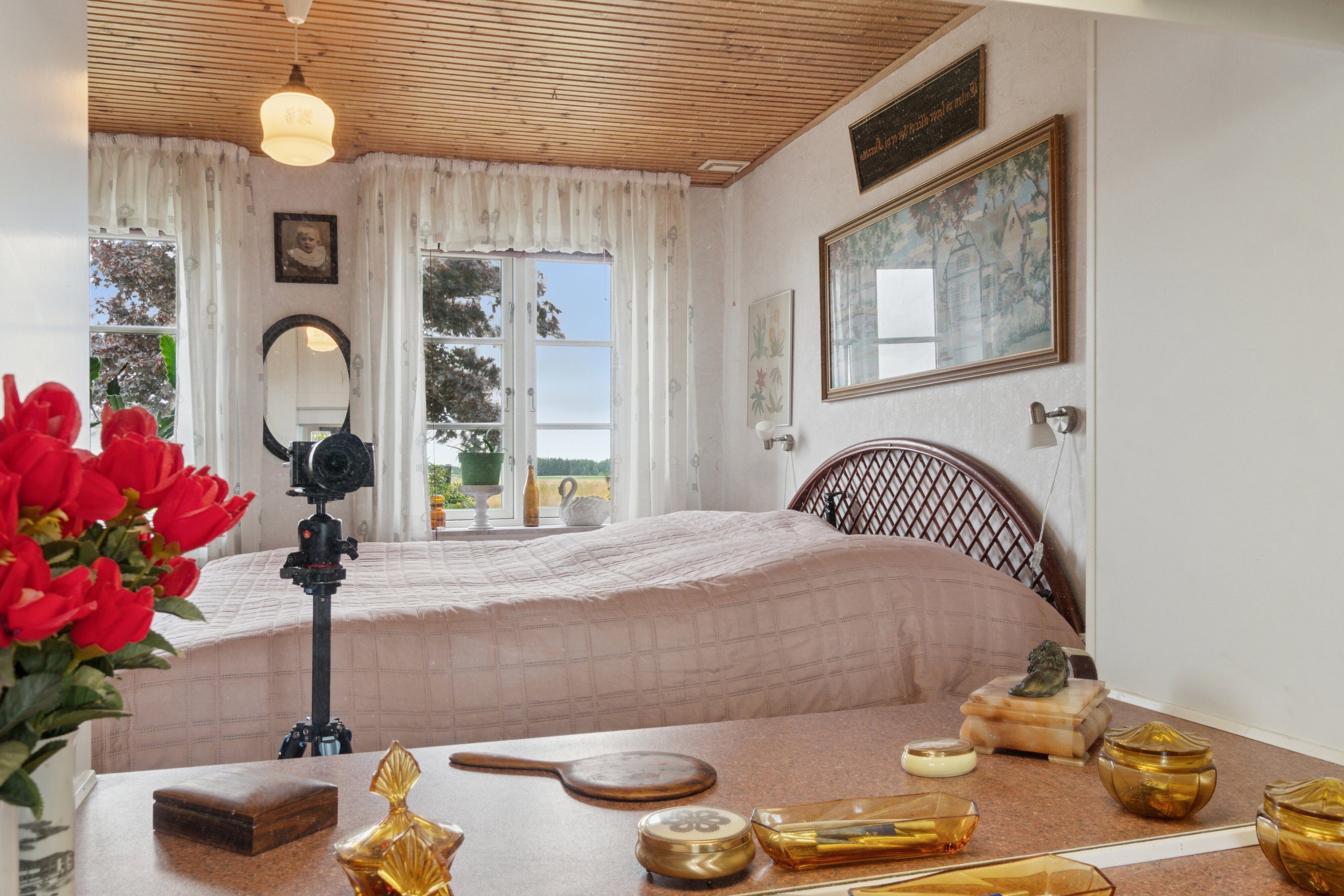 Fremhævet soveværelse billede i fuldskærmstilstand. Billede af Skørrebrovejen 5, Vestermarie, 3720 Aakirkeby