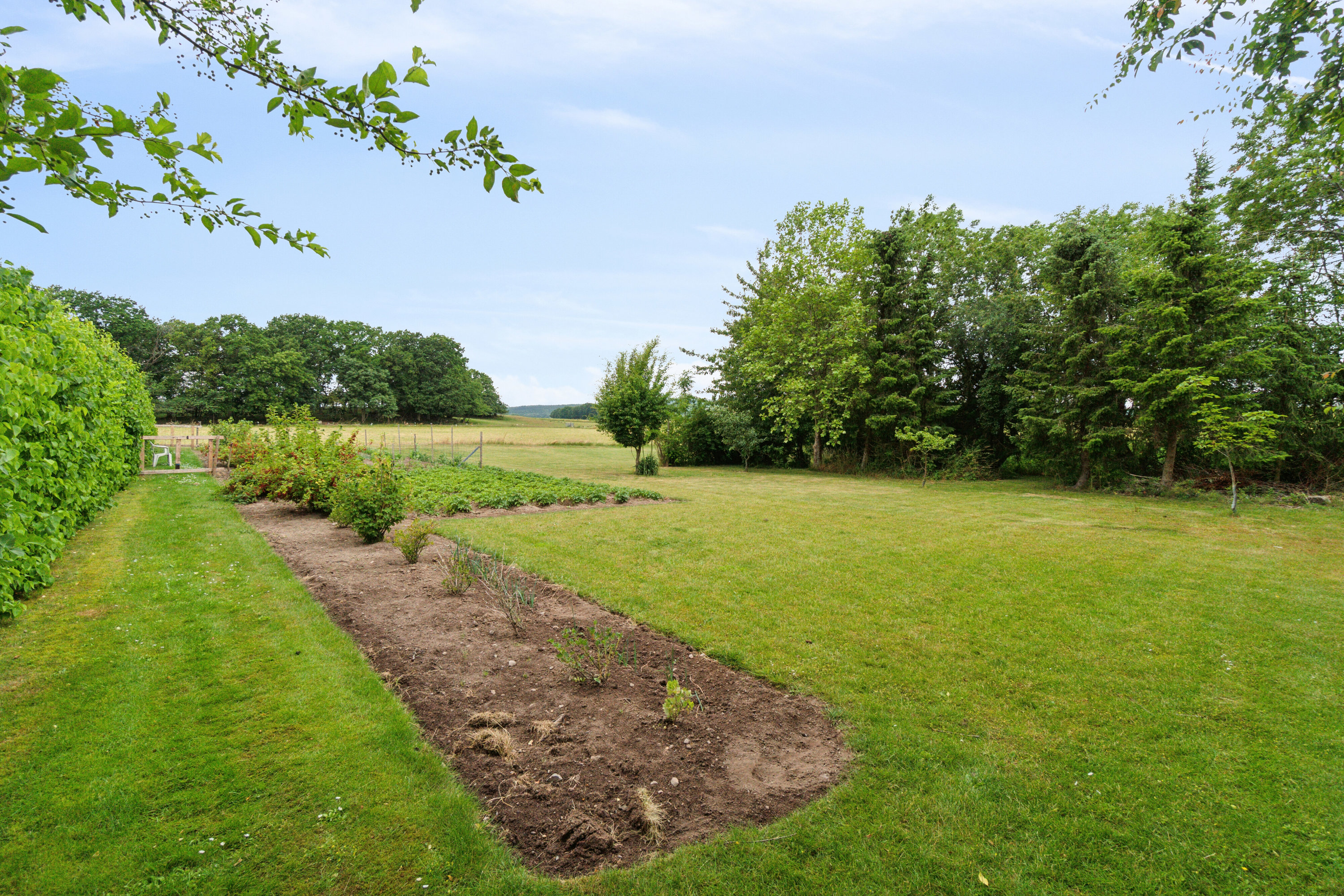 Fremhævet have billede i fuldskærmstilstand. Billede af Skørrebrovejen 5, Vestermarie, 3720 Aakirkeby