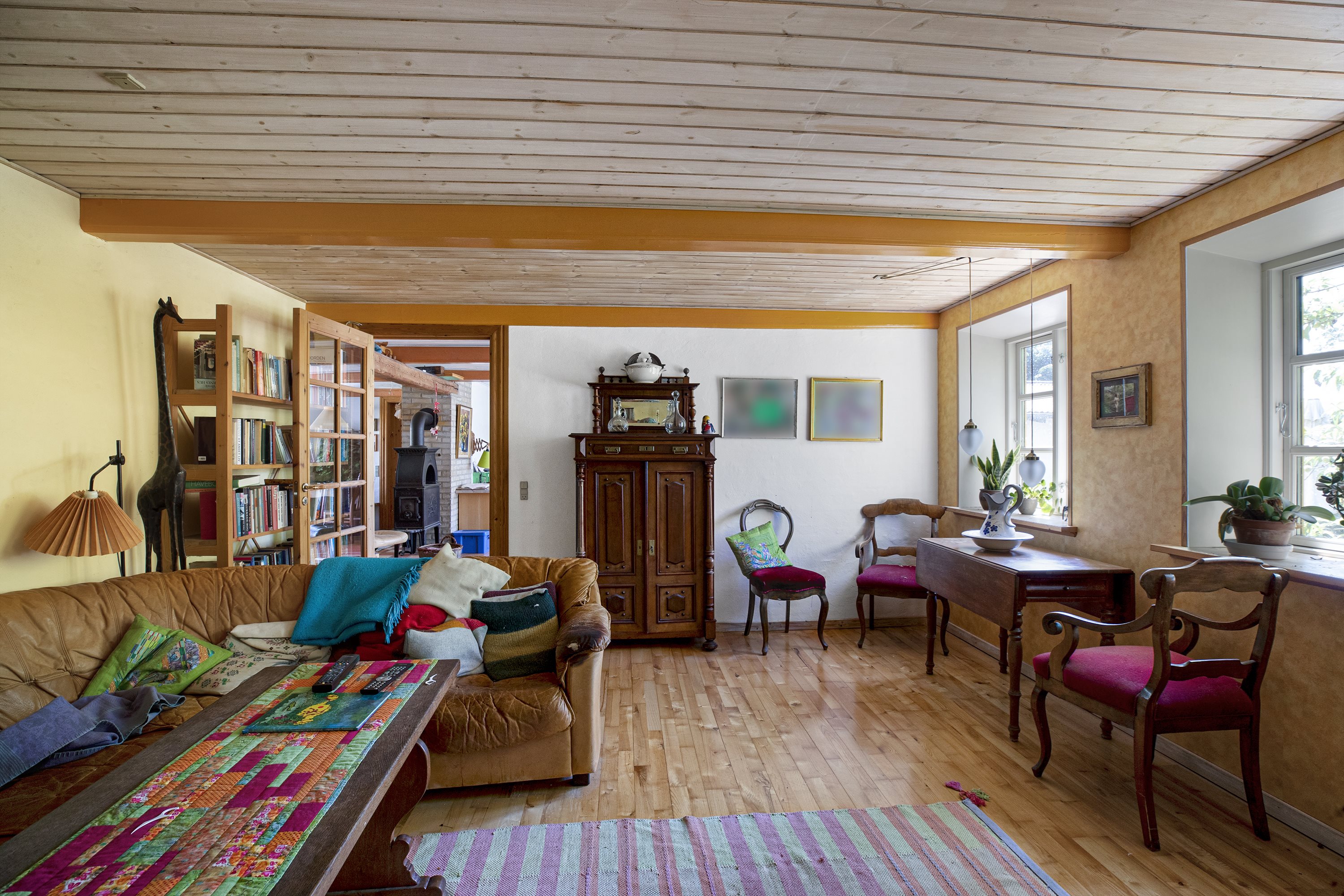 Fremhævet stue billede i fuldskærmstilstand. Billede af Søen 1 & 3, Lysabildskov, 6470 Sydals