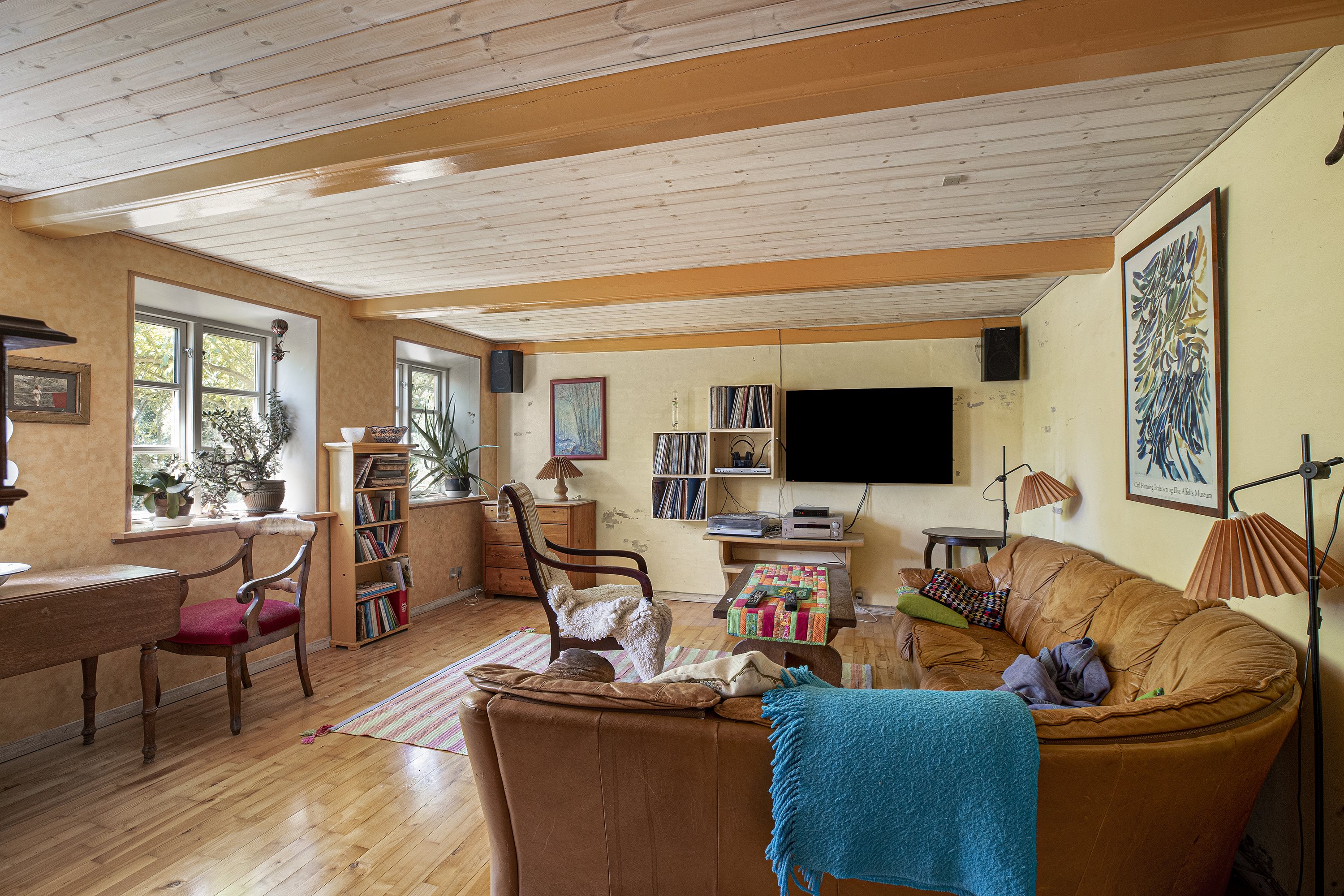 Fremhævet stue billede i fuldskærmstilstand. Billede af Søen 1 & 3, Lysabildskov, 6470 Sydals