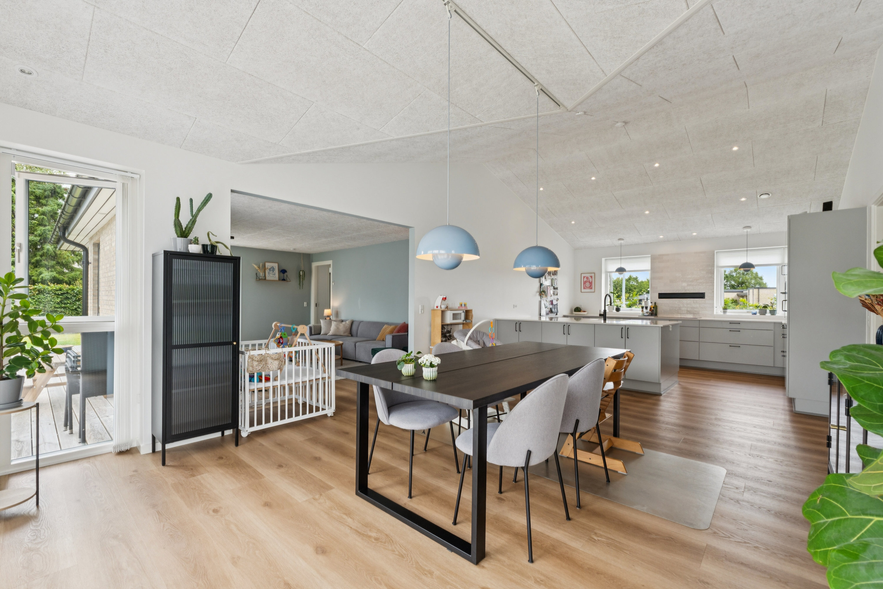 Fremhævet spisestue billede i fuldskærmstilstand. Billede af Persillehaven 53, Bullerup, 5320 Agedrup