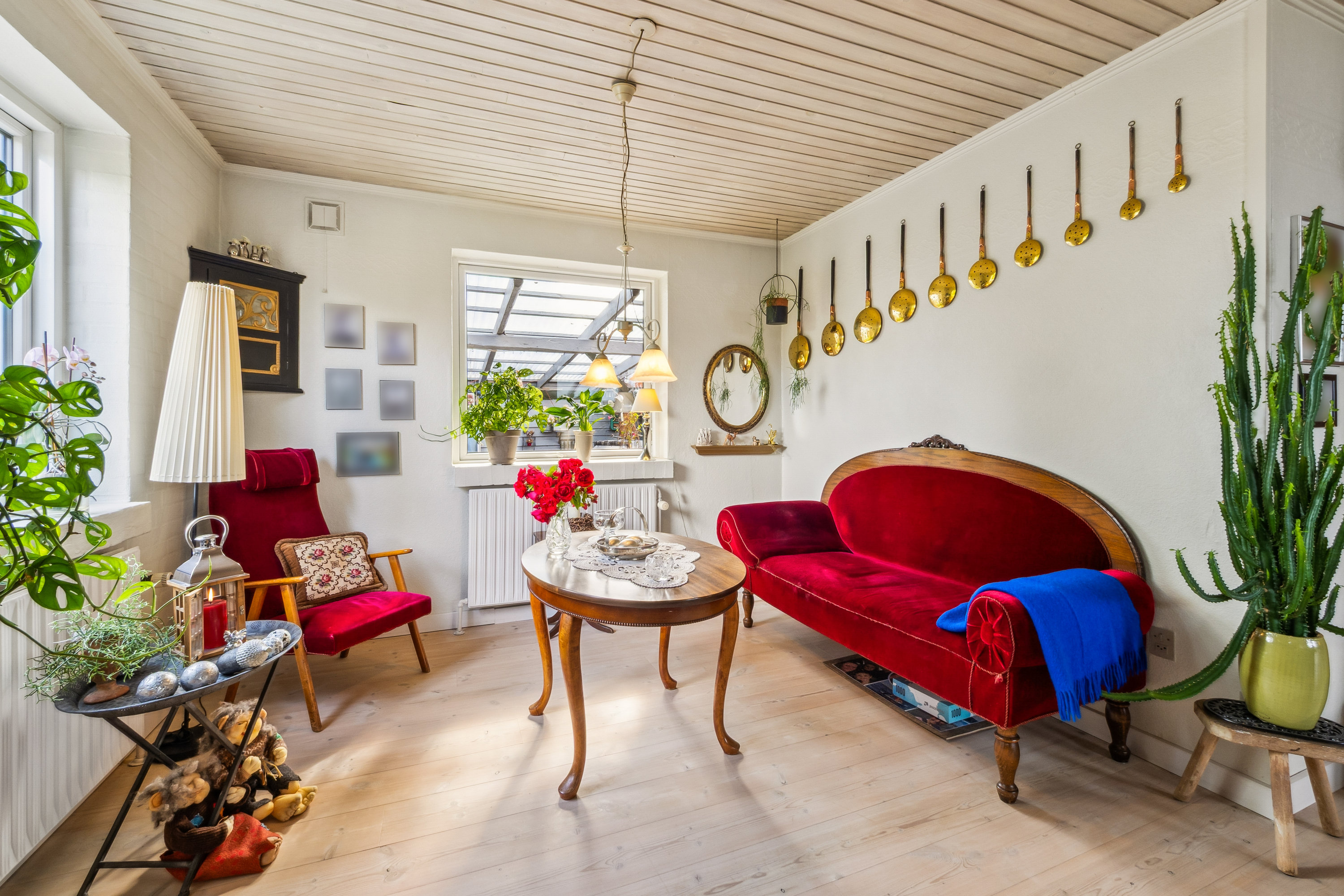 Fremhævet stue billede i fuldskærmstilstand. Billede af Bysvinget 9, Elsø, 7900 Nykøbing M