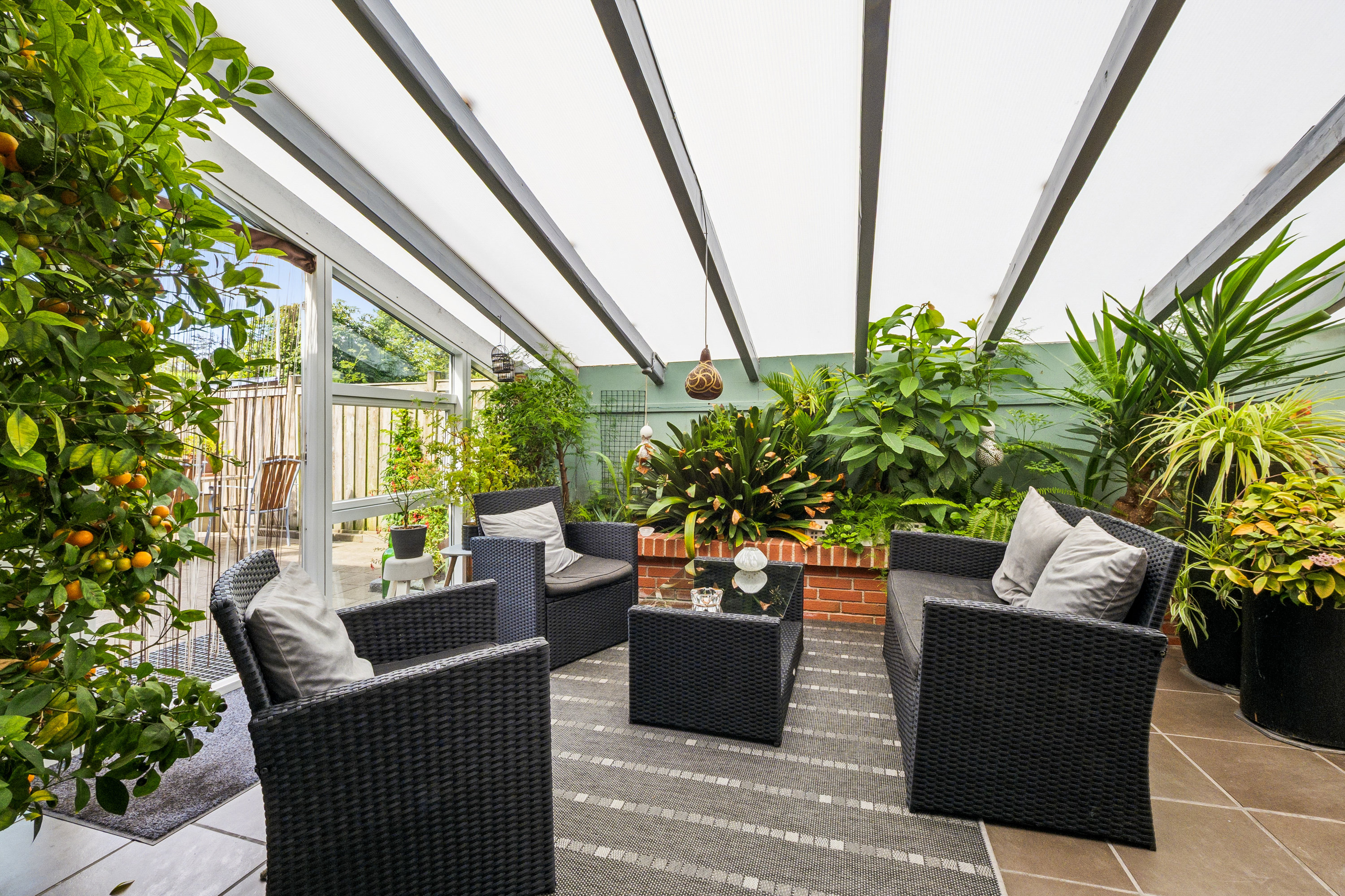 Fremhævet terrasse billede i fuldskærmstilstand. Billede af Bysvinget 9, Elsø, 7900 Nykøbing M