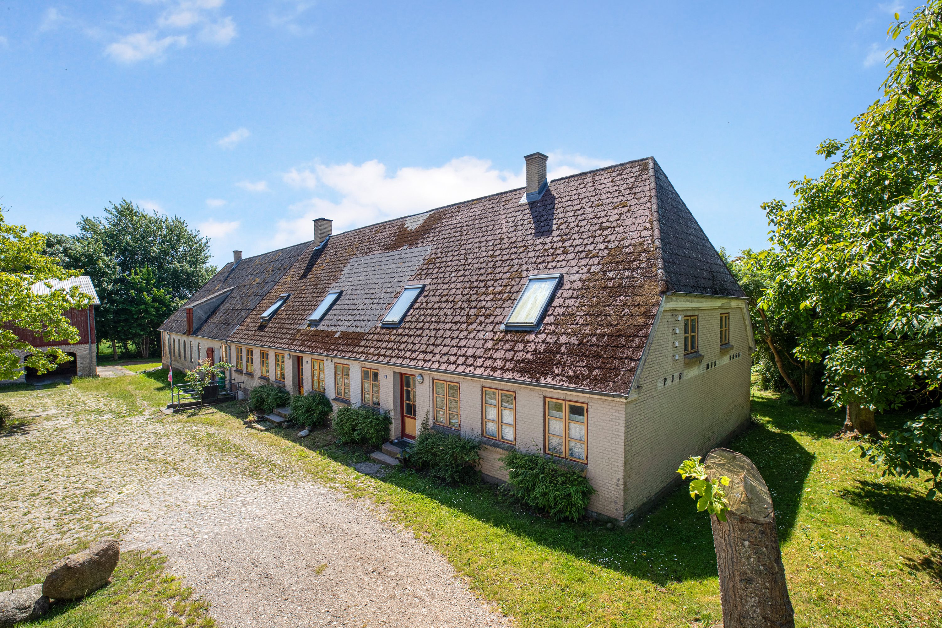 Fremhævet ejendommen billede i fuldskærmstilstand. Billede af Søen 1 & 3, Lysabildskov, 6470 Sydals