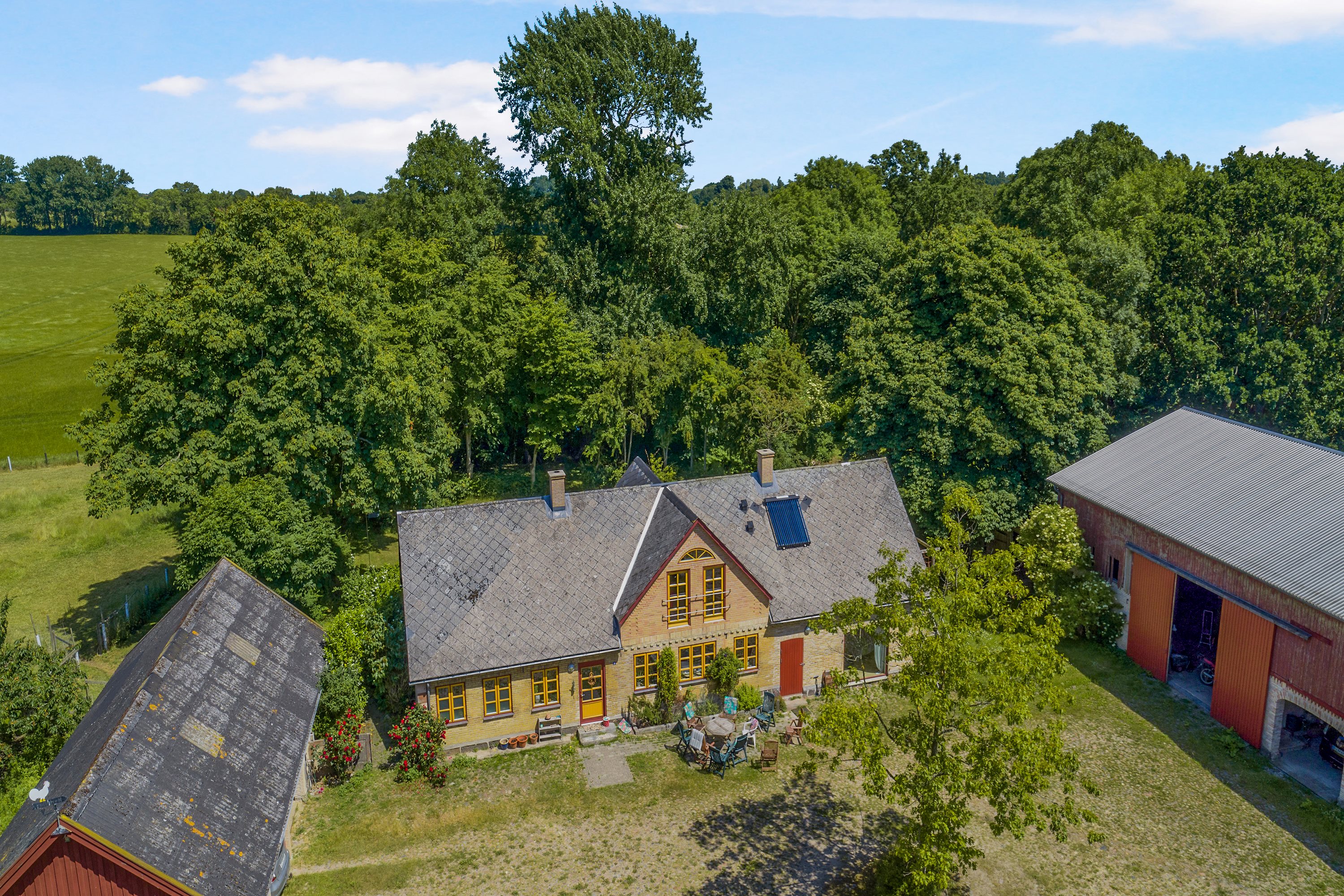 Miniaturebillede 1: luftfoto. Billede af Søen 1 & 3, Lysabildskov, 6470 Sydals