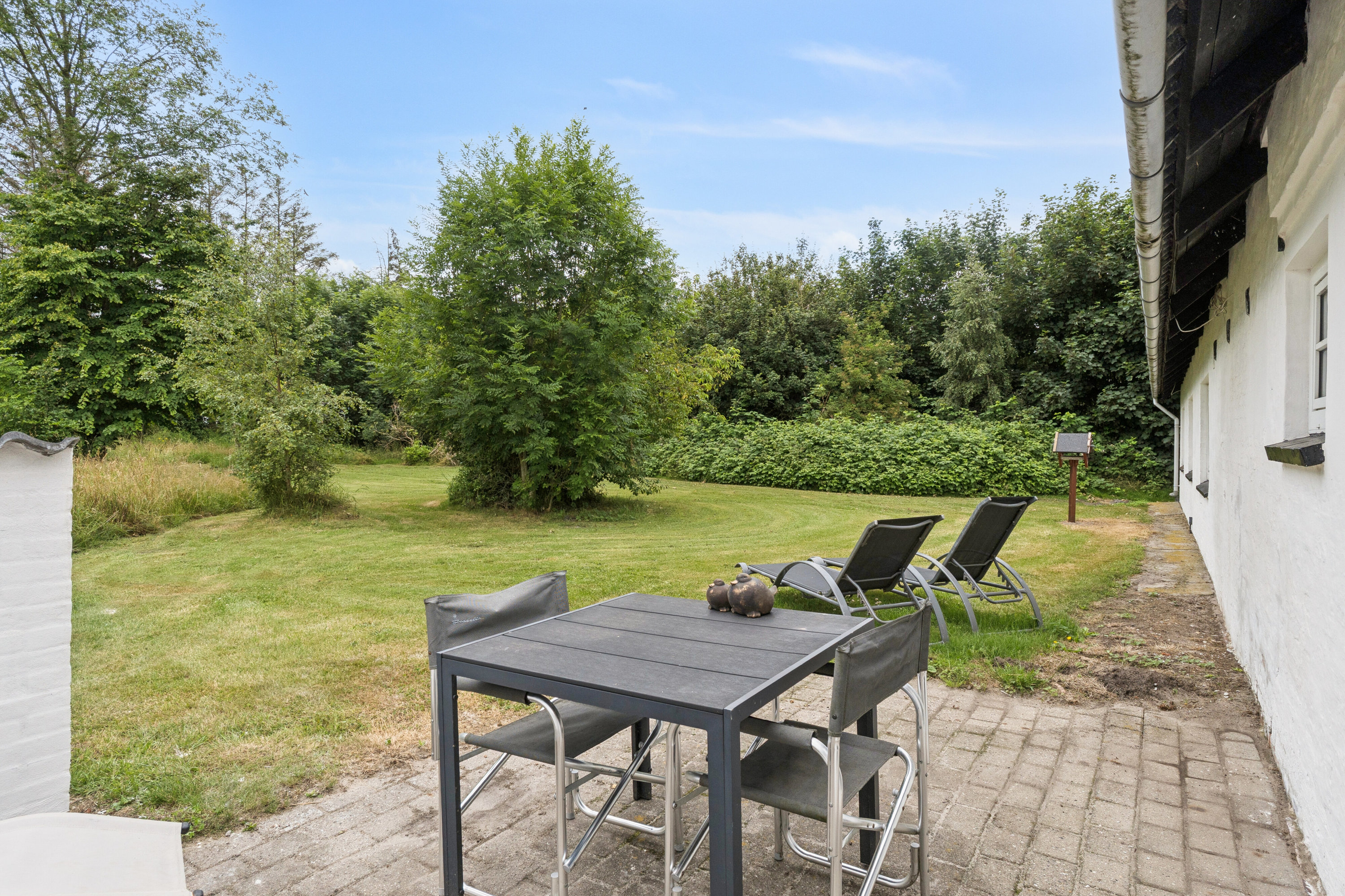 Fremhævet terrasse billede i fuldskærmstilstand. Billede af Sørig Engvej 26, Sørig, 9881 Bindslev