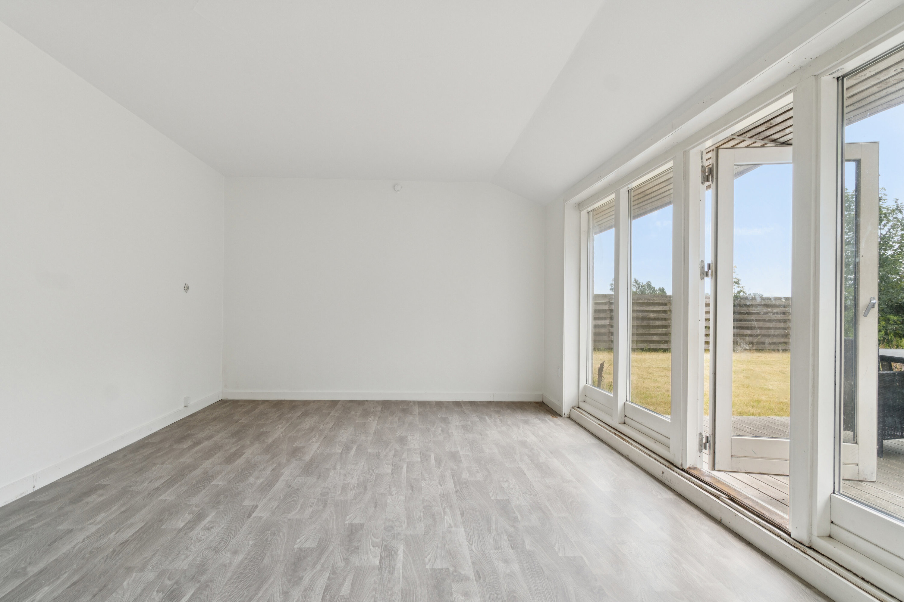 Fremhævet stue billede i fuldskærmstilstand. Billede af Roskildevej 20, 3650 Ølstykke