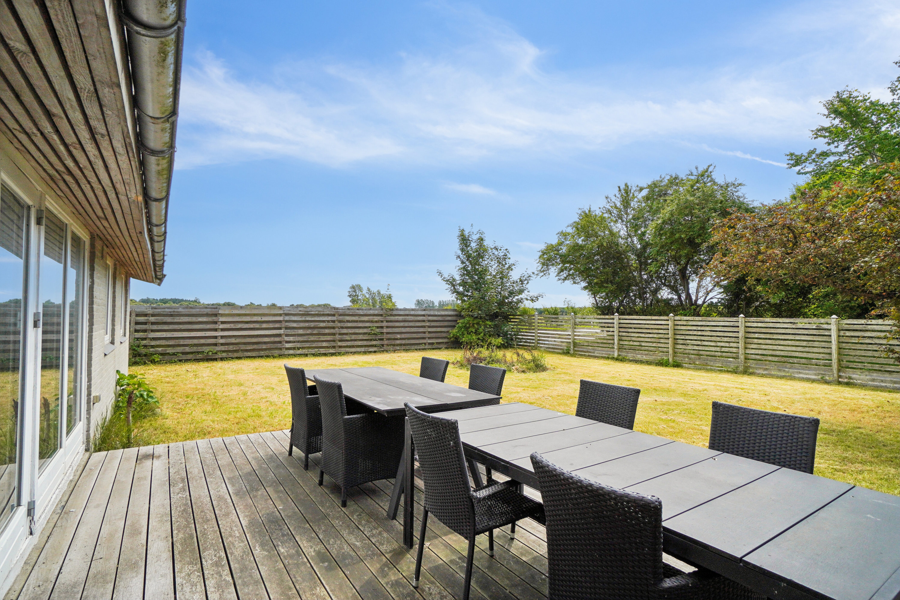 Fremhævet udendørs billede i fuldskærmstilstand. Billede af Roskildevej 20, 3650 Ølstykke