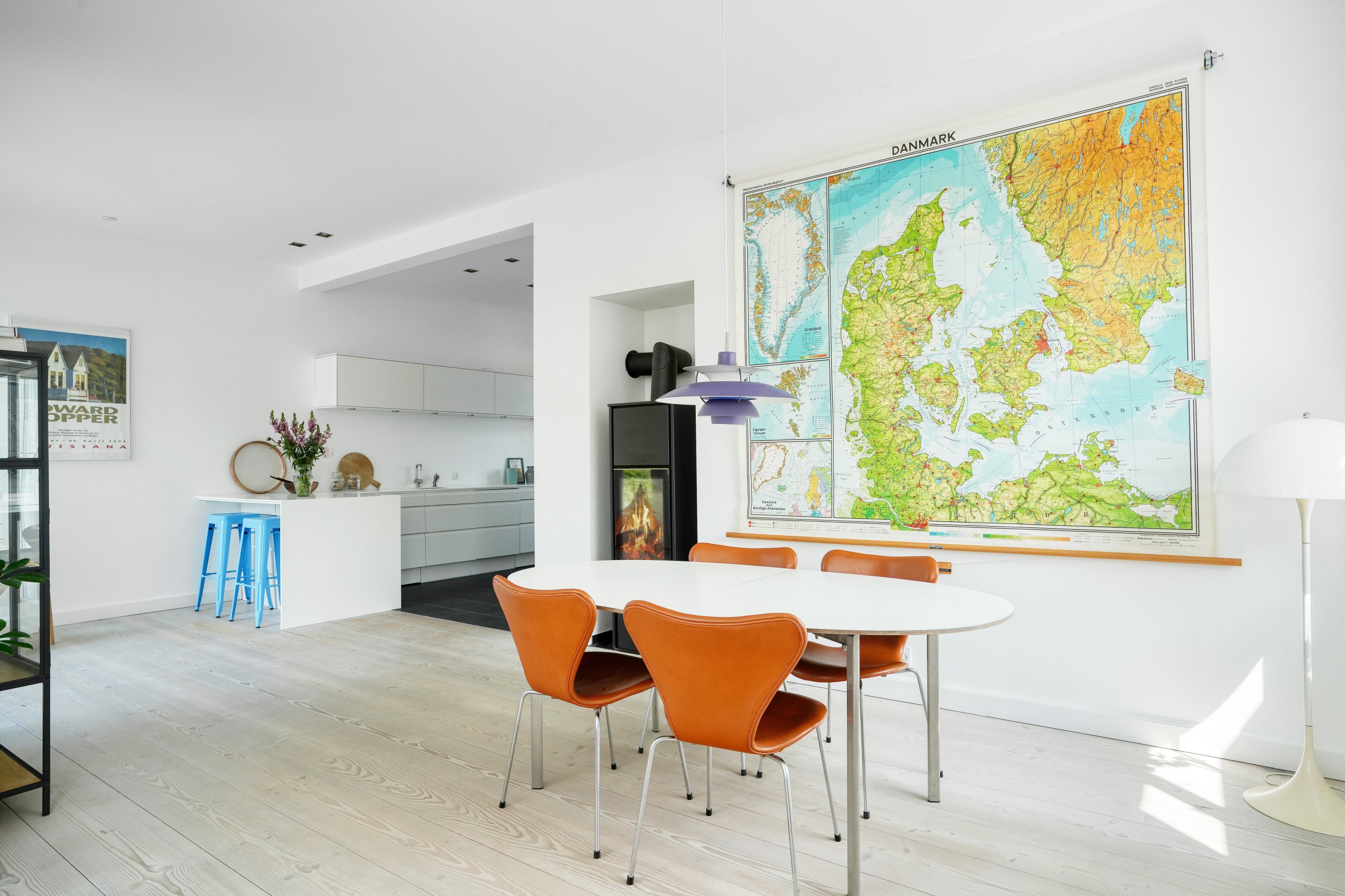 Fremhævet spisestue billede i fuldskærmstilstand. Billede af Søvænget 23, 3100 Hornbæk