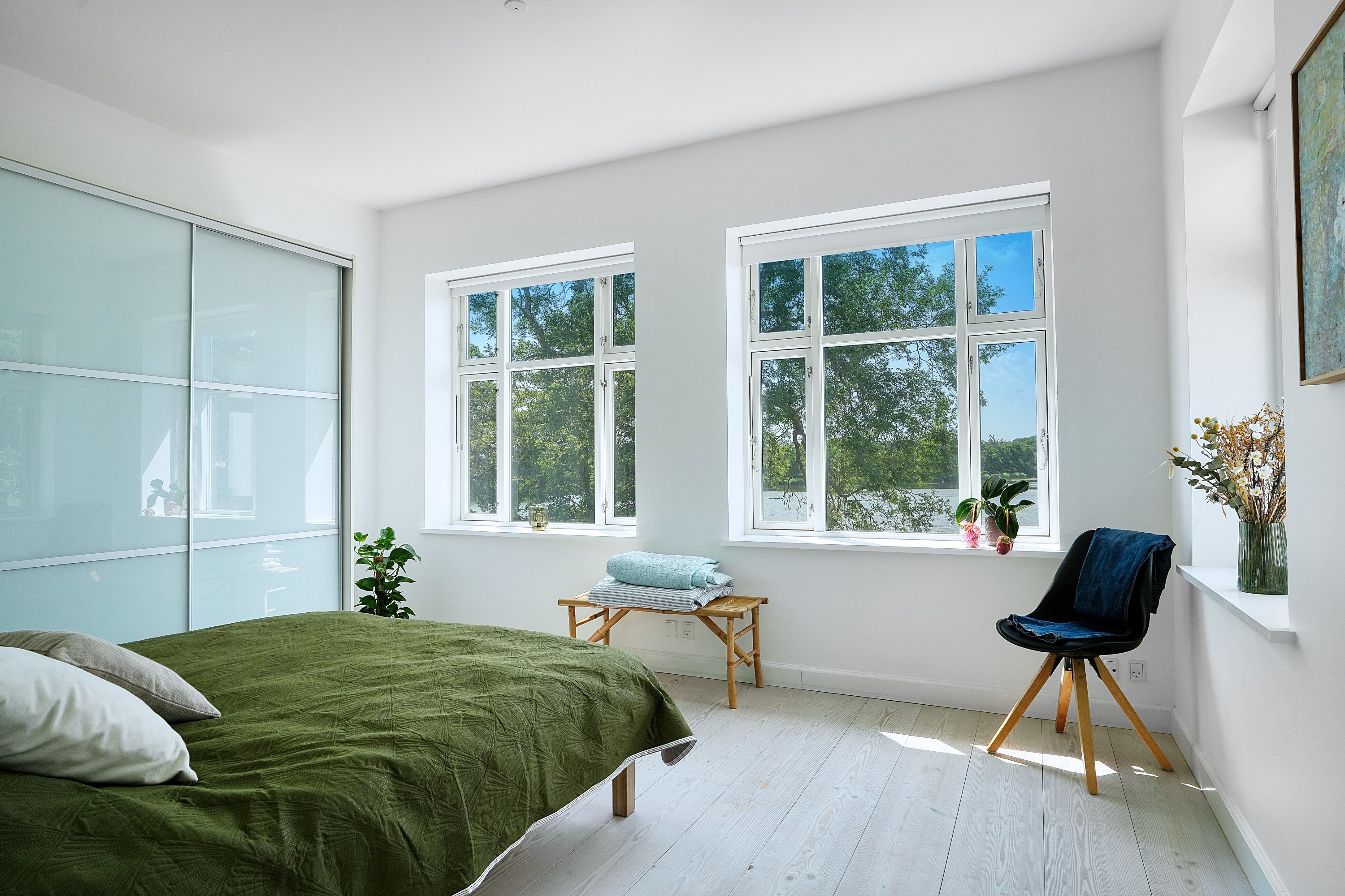 Fremhævet værelse billede i fuldskærmstilstand. Billede af Søvænget 23, 3100 Hornbæk