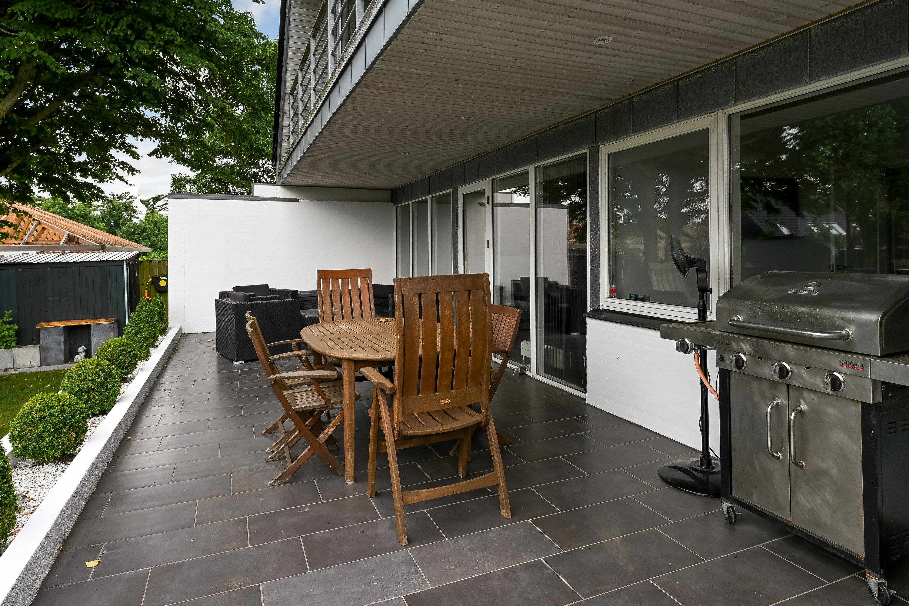 Fremhævet terrasse billede i fuldskærmstilstand. Billede af Mågevænget 3, Hjerting, 6710 Esbjerg V