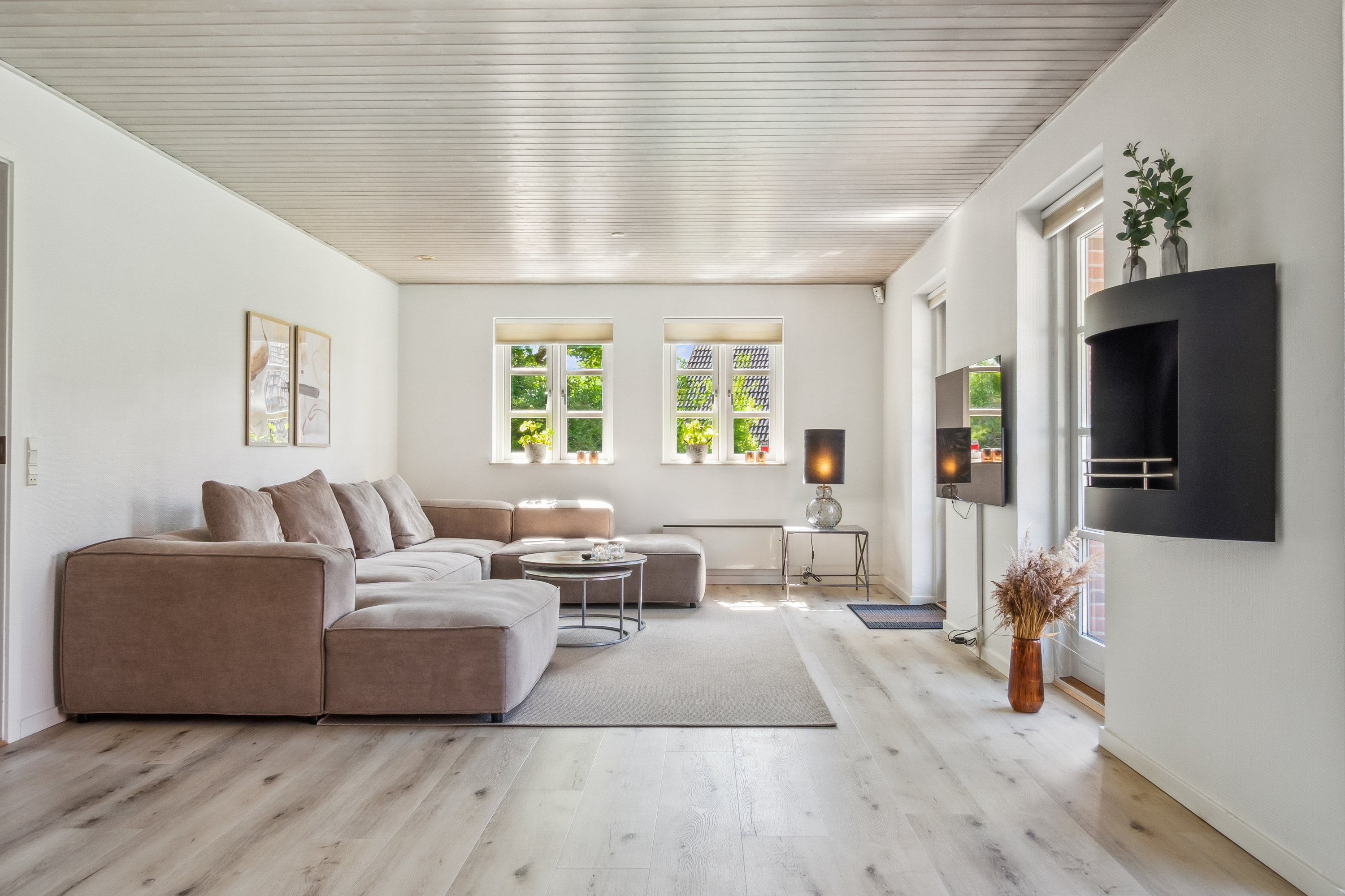 Fremhævet stue billede i fuldskærmstilstand. Billede af Gartnerbakken 5, 2625 Vallensbæk