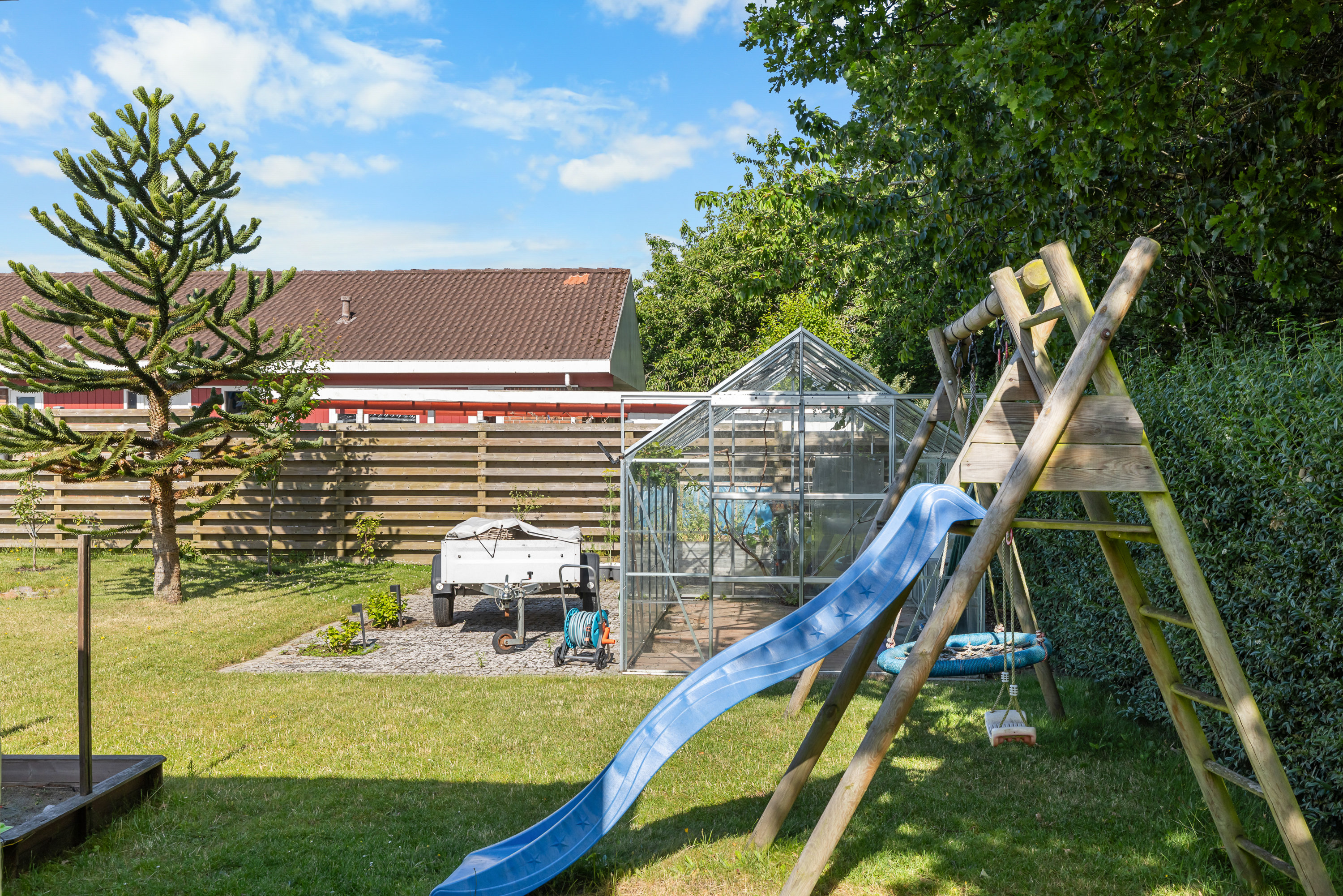 Fremhævet have billede i fuldskærmstilstand. Billede af Granvænget 16, Brobyværk, 5672 Broby