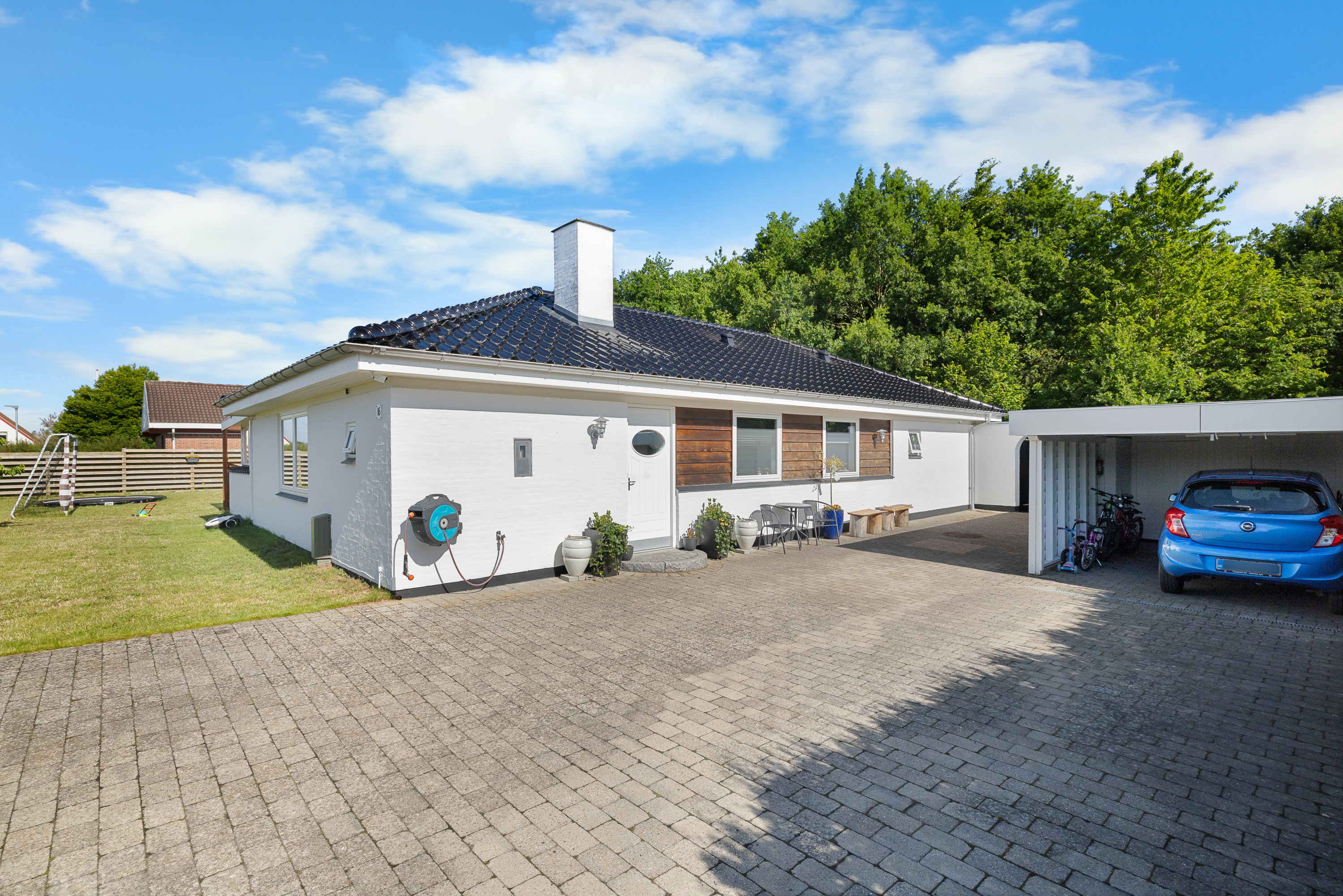 Miniaturebillede 1: facade. Billede af Granvænget 16, Brobyværk, 5672 Broby