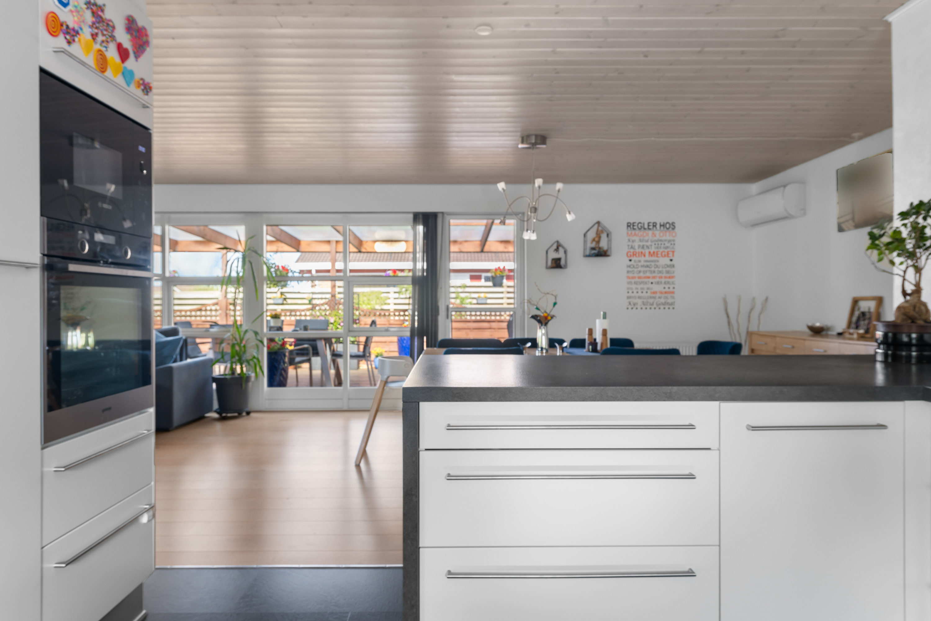 Fremhævet køkken billede i fuldskærmstilstand. Billede af Granvænget 16, Brobyværk, 5672 Broby