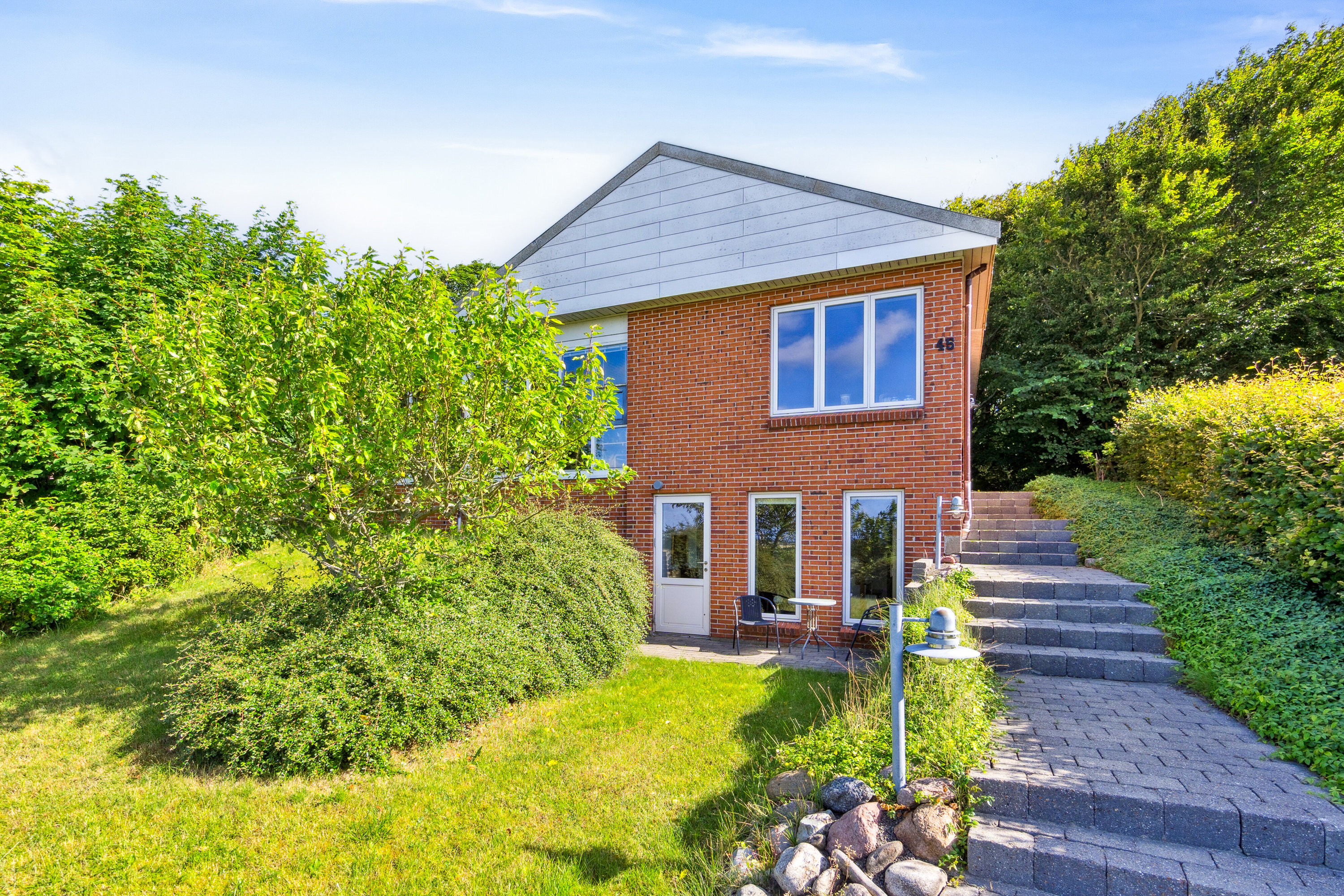 Fremhævet set fra vejen billede i fuldskærmstilstand. Billede af Brendgårdvej 45, Ydby, 7760 Hurup Thy